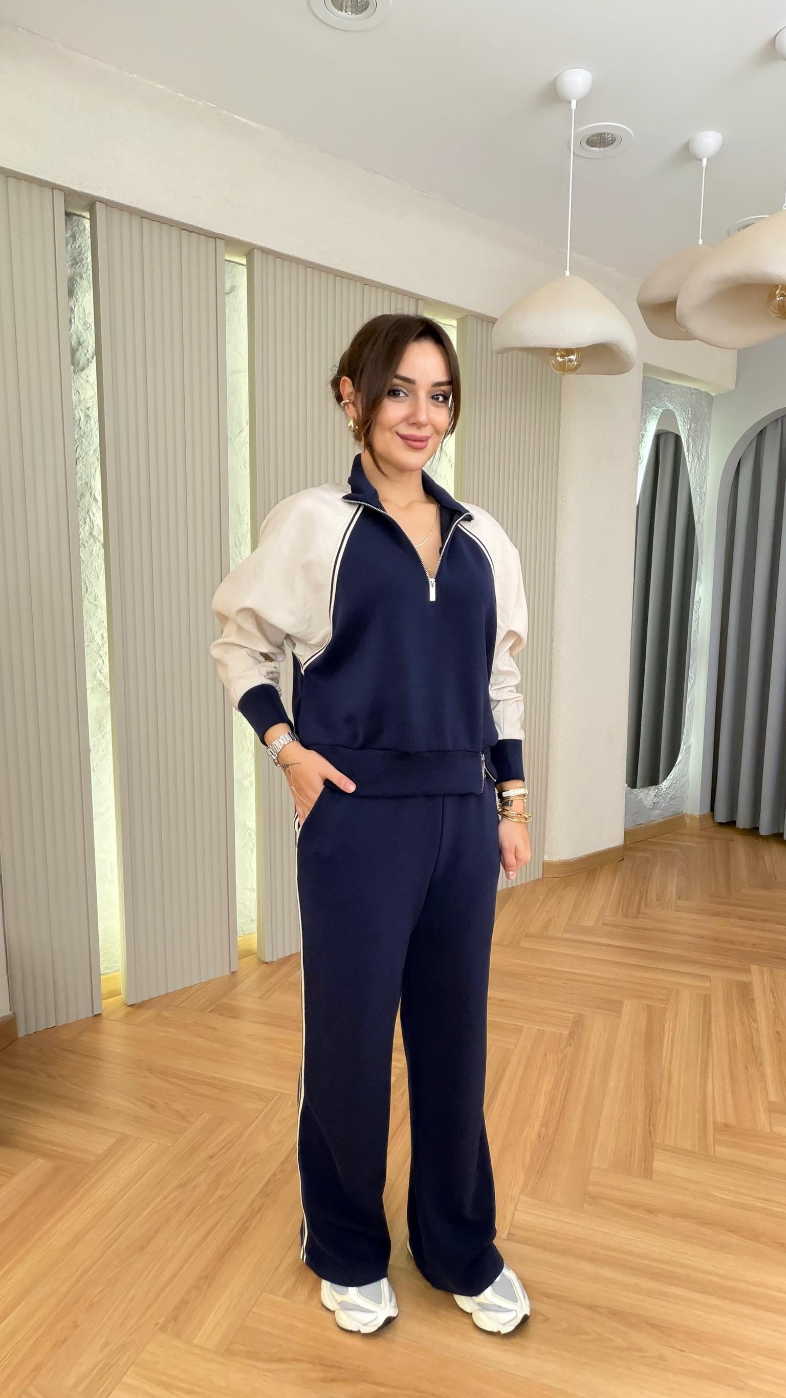 Lacivert Nelia Paraşüt Detaylı Modal Takım