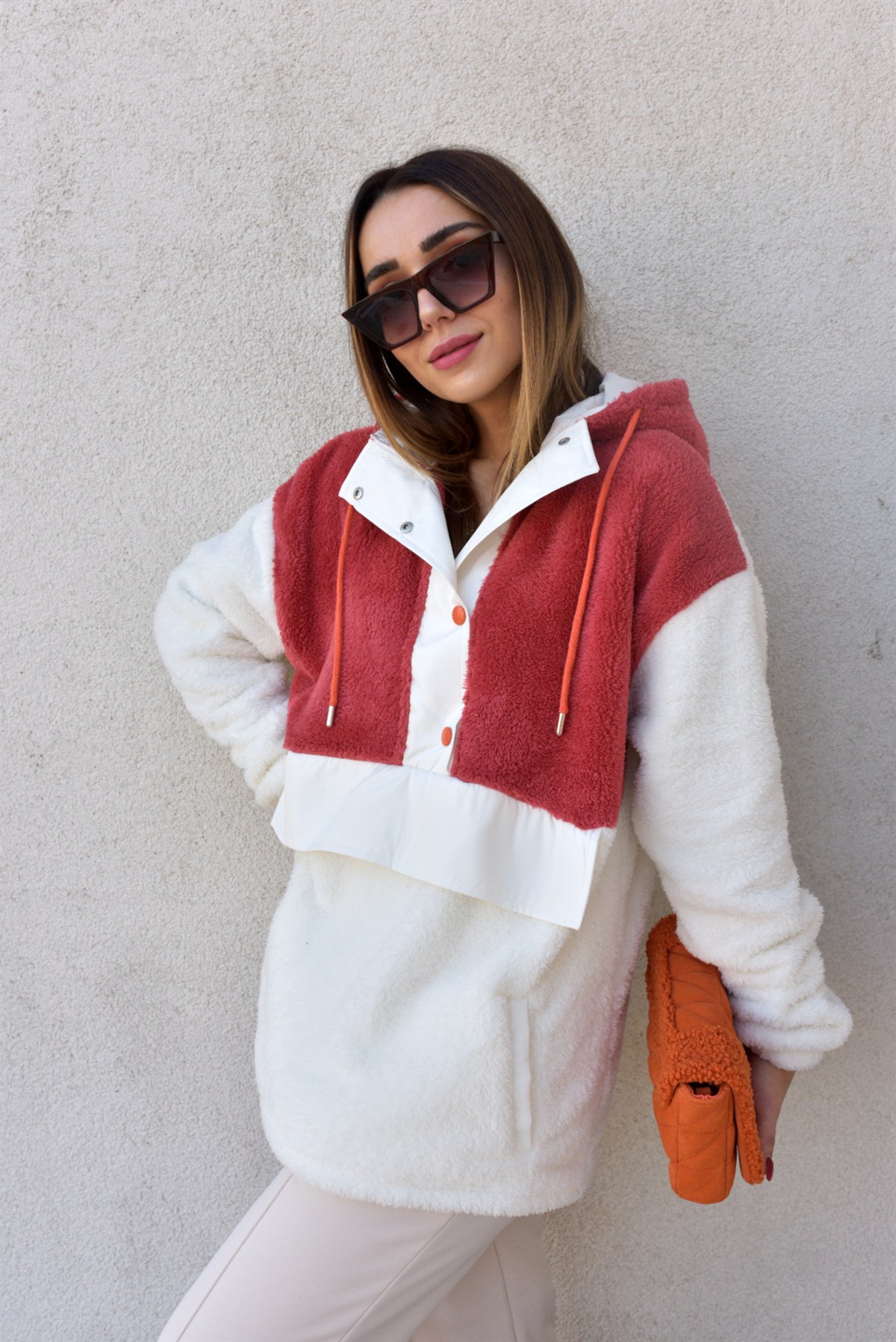Kanguru Cep Detaylı Kapüşonlu Polar Sweatshirt