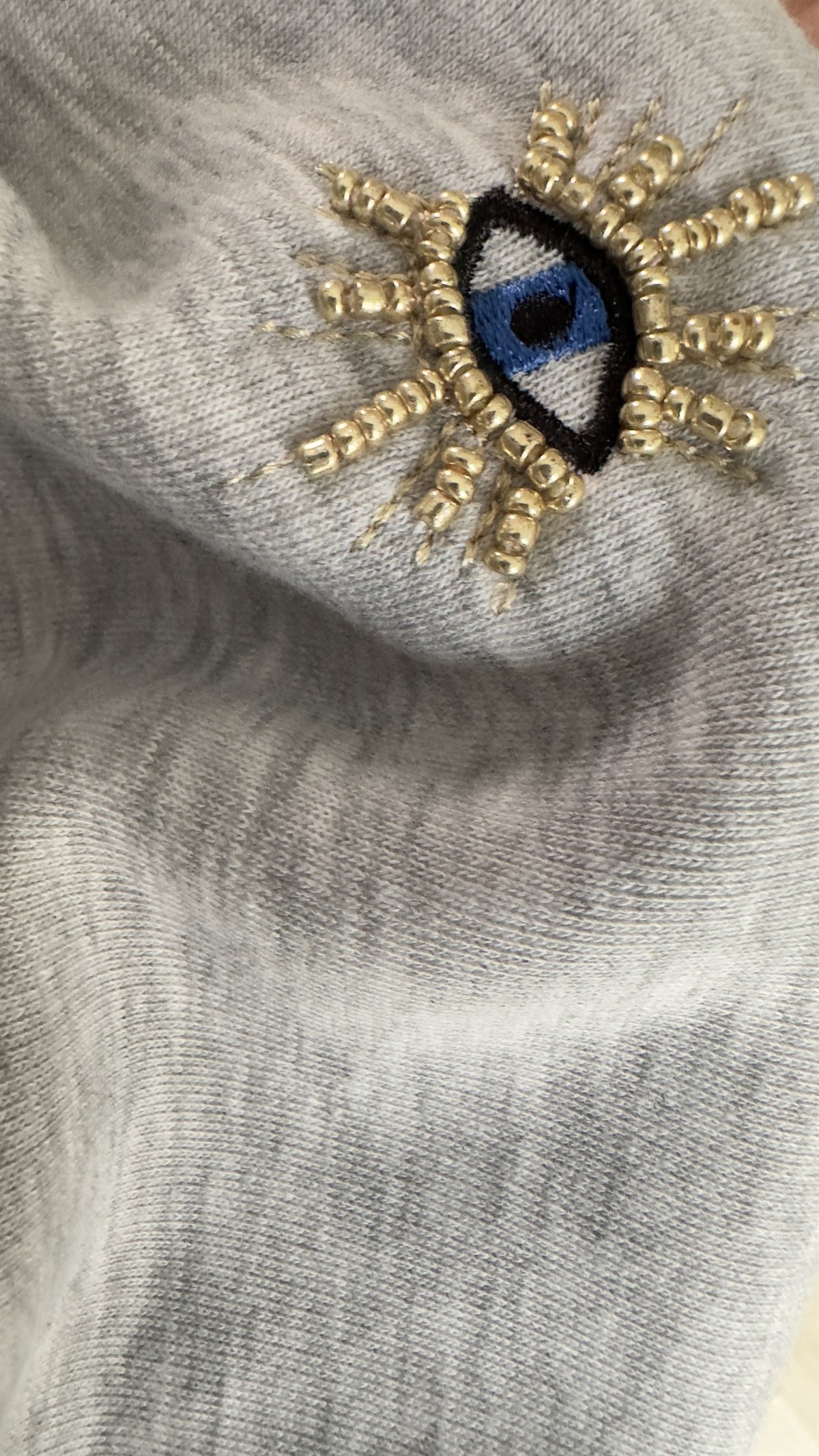 Göz Detaylı Şardonlu Gri Sweat