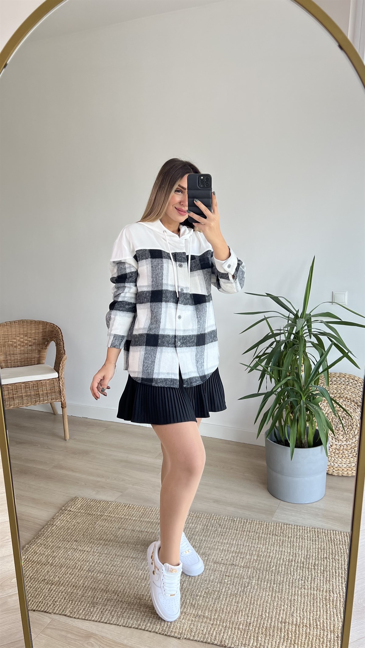 Siyah Ekose Detay Kapüşonlu Sweatshirt