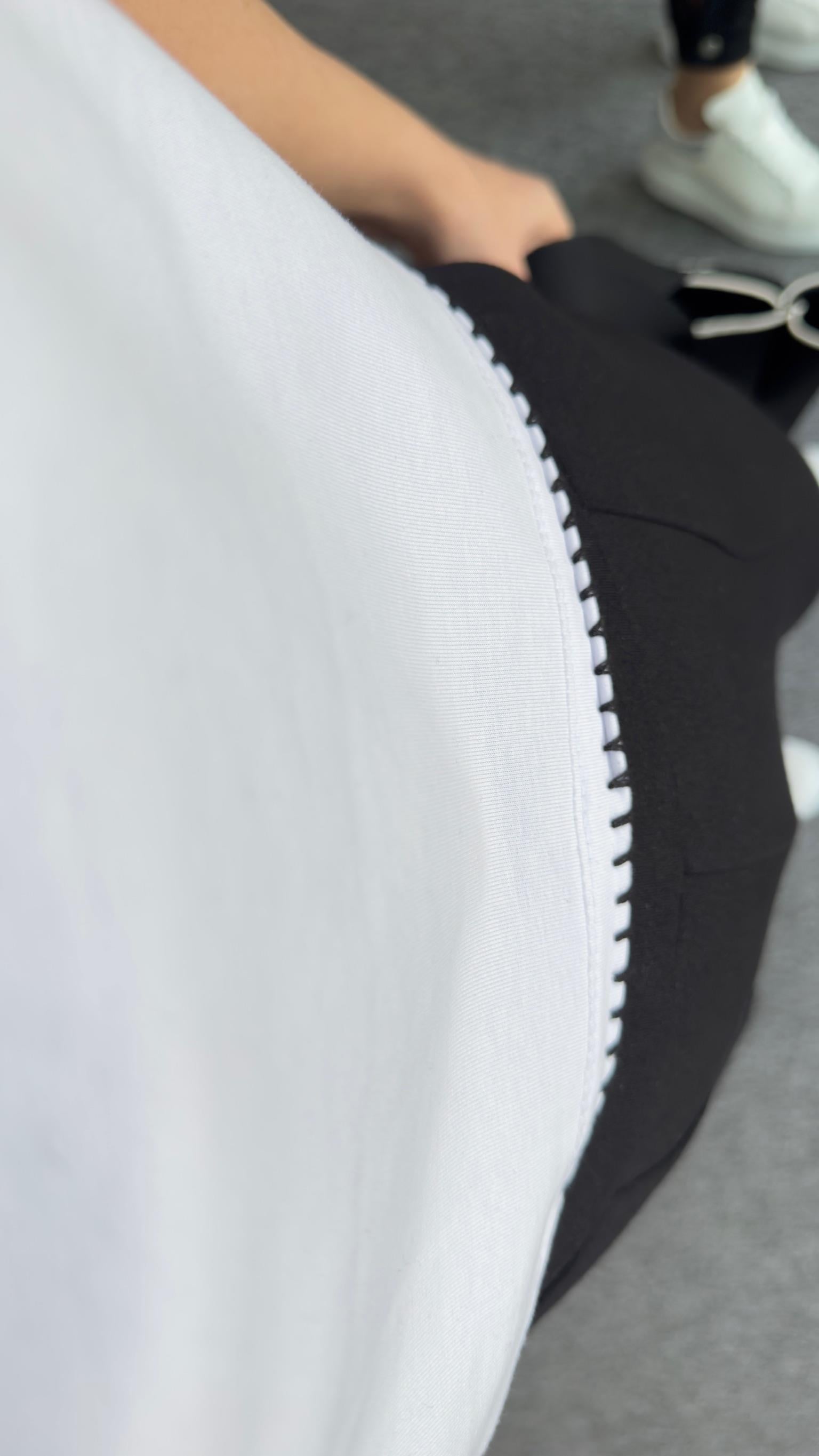 Sheer Nakışlı Beyaz Basic Tshirt