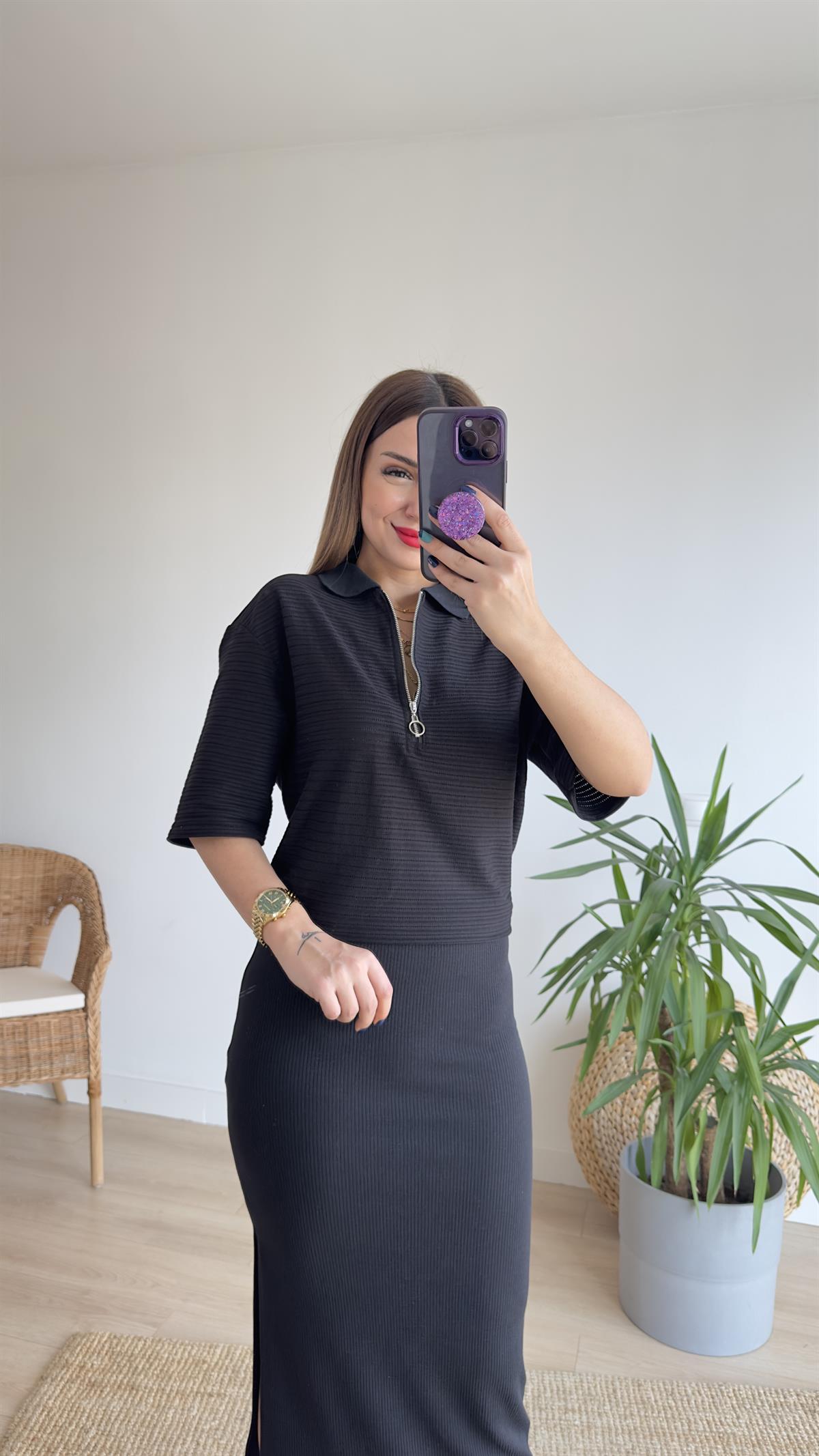 Polo Yaka Siyah Kısa Kol Triko