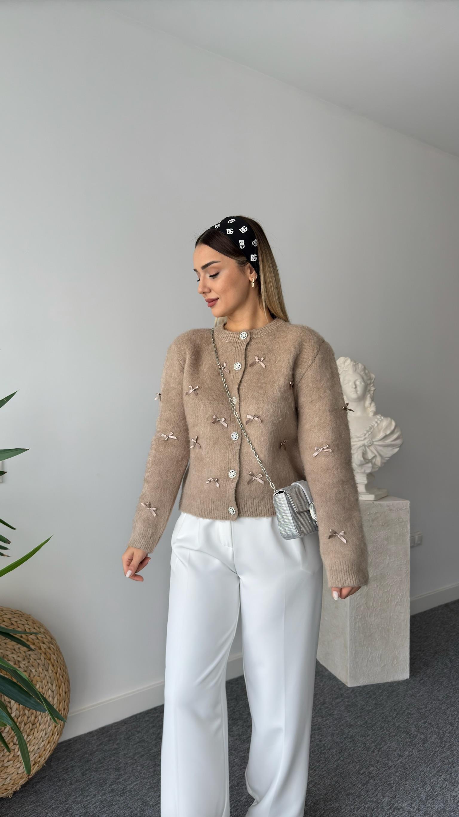 Luan Fiyonk Detaylı Marka Model Camel Hırka