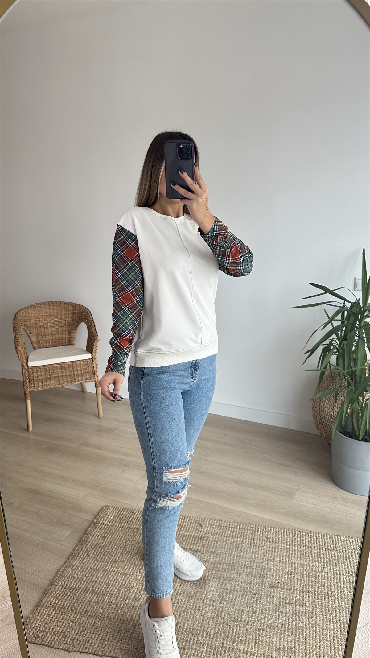 Kolları Ekose Desen Ekru Sweat