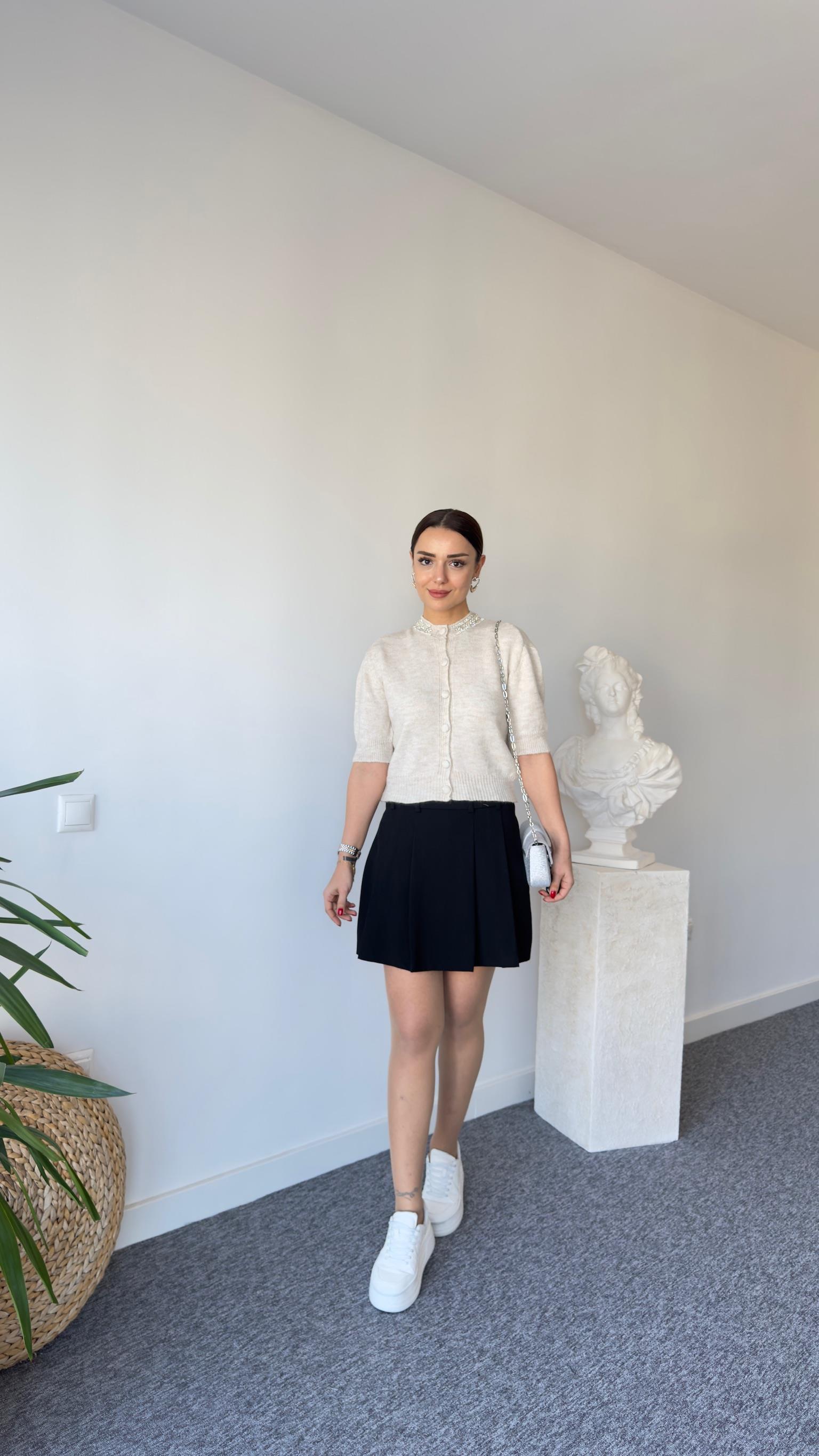 Zra Model Yakası Taşlı Bej Hırka