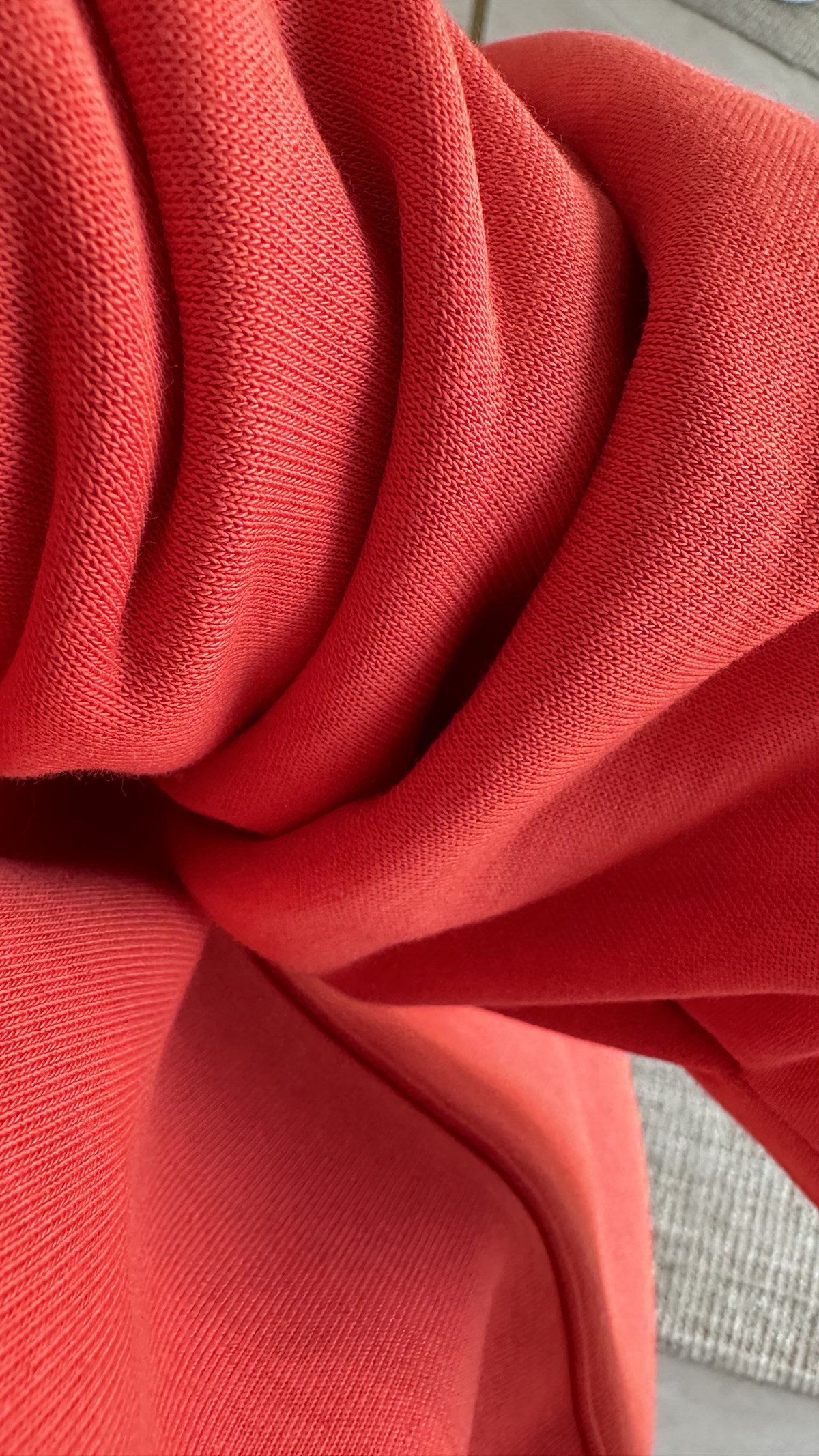 Pileli Yanları Yırtmaçlı Turuncu Sweat