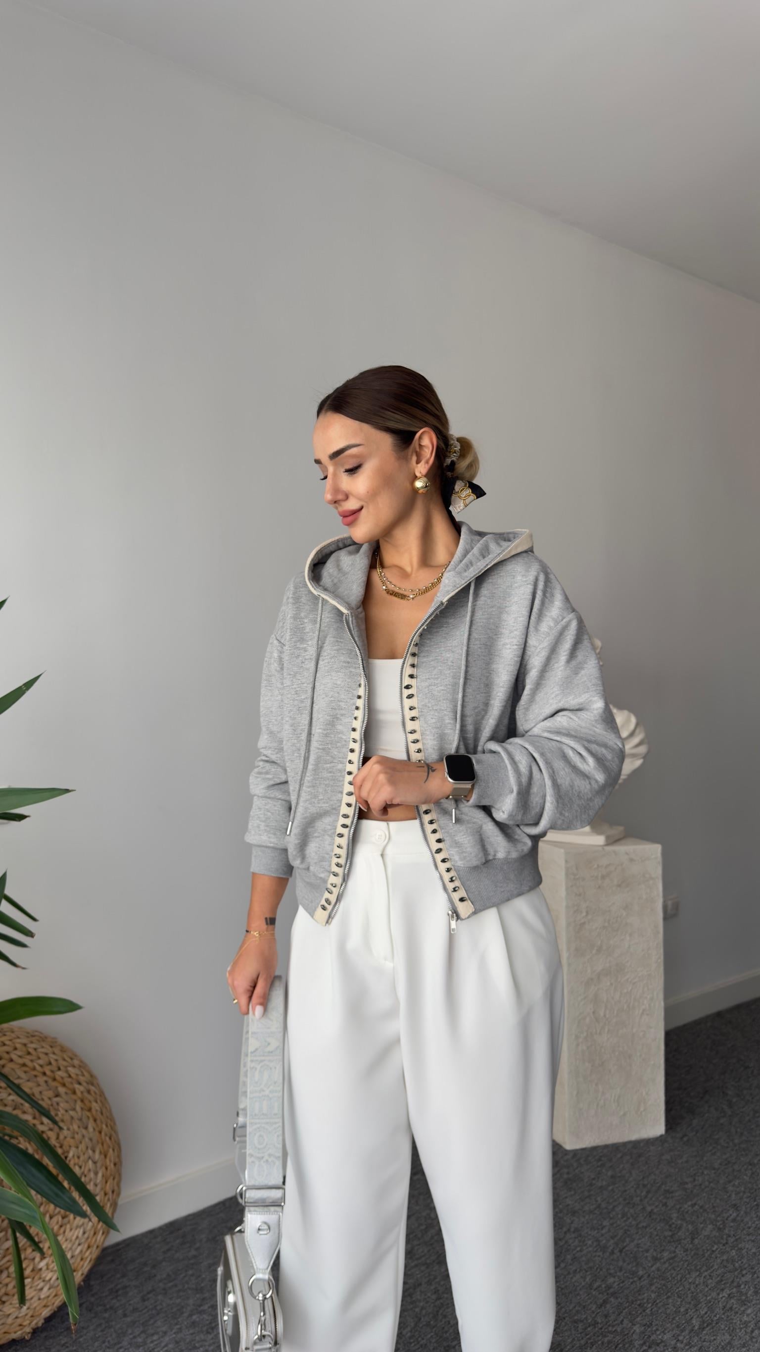 Monder Marka Model Taş Şeritli Astarlı Sweat