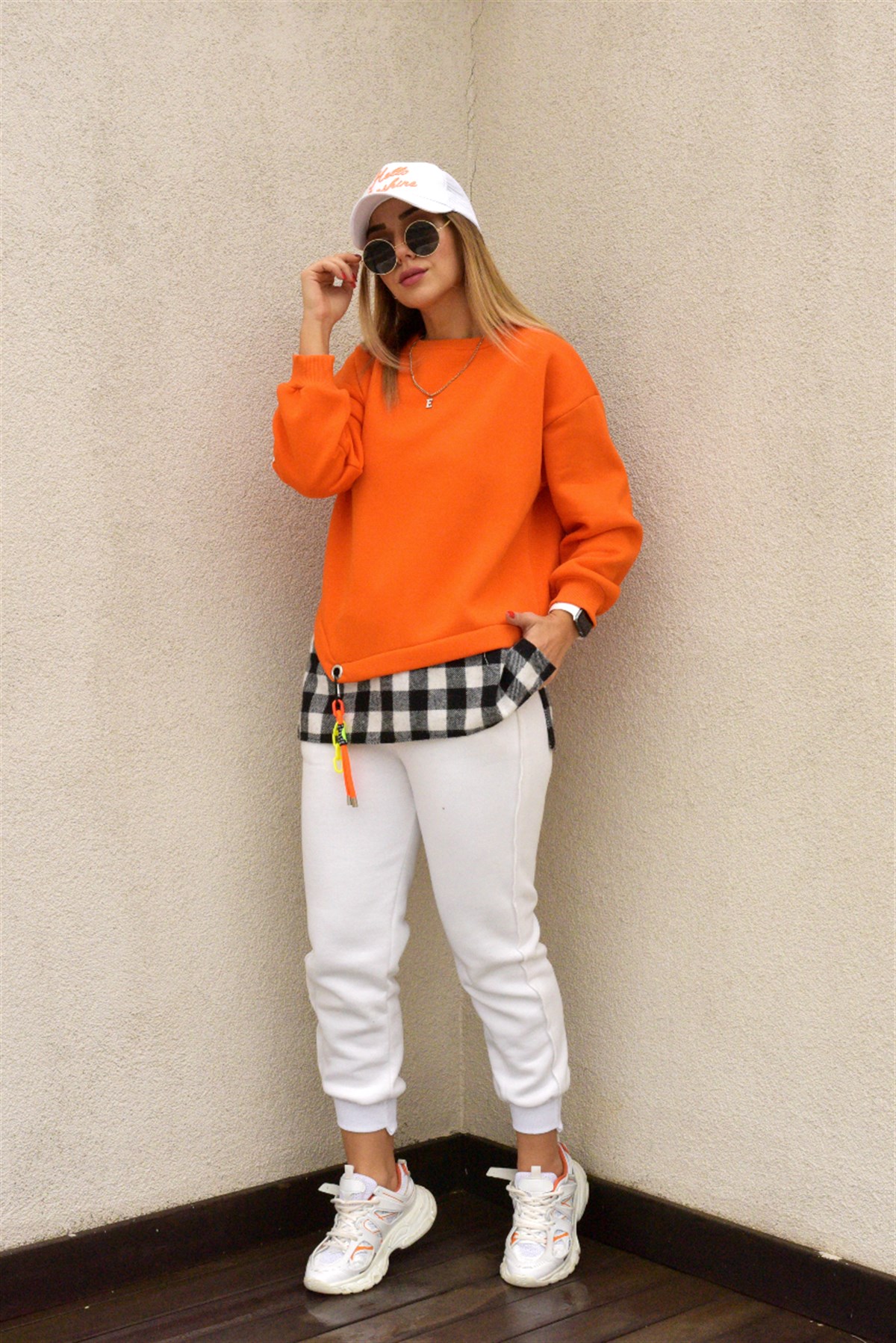 Ekose Detaylı Tasarım Turuncu Sweatshirt
