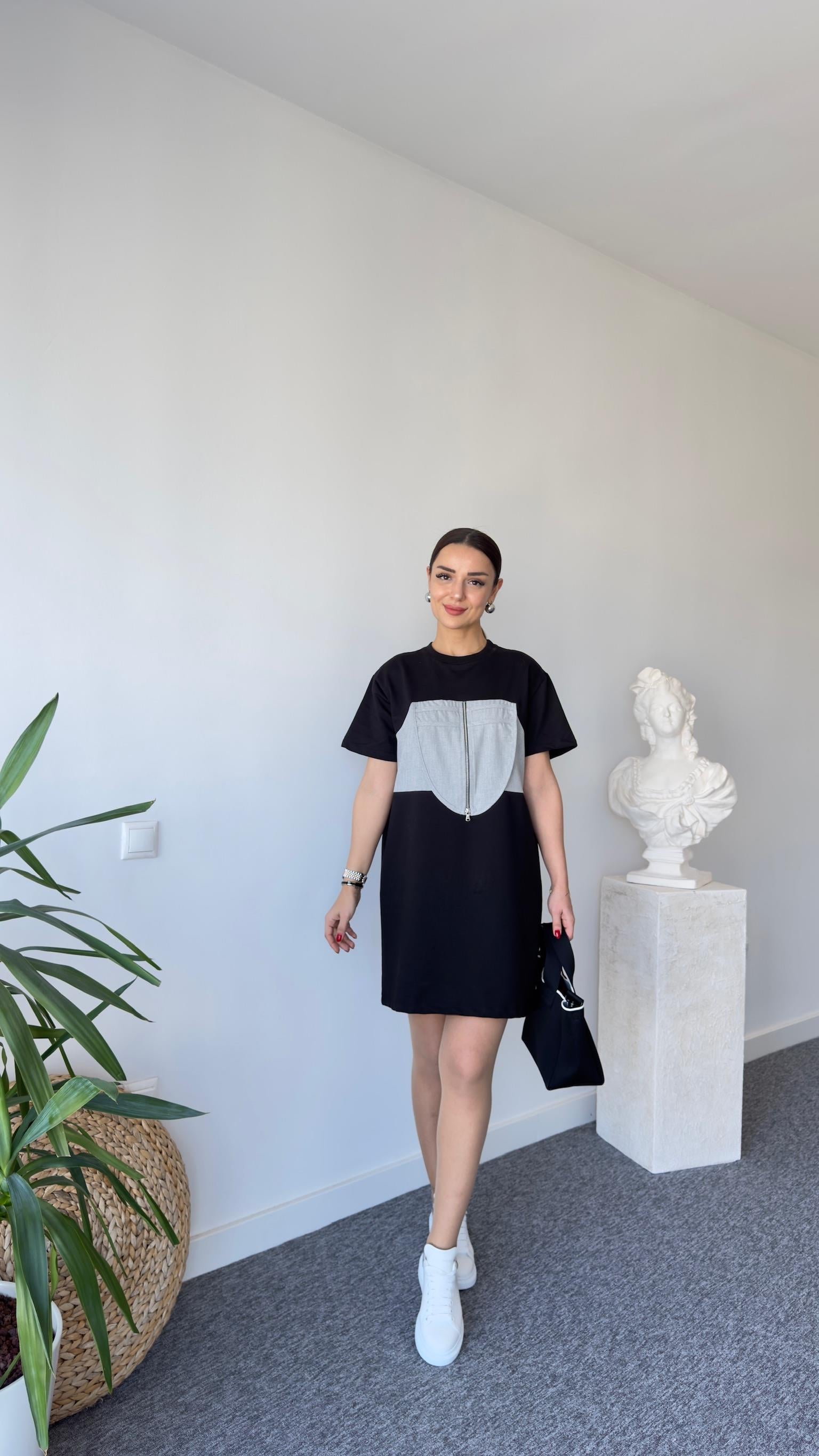 Marka Model Önü Fermuarlı Elbise 