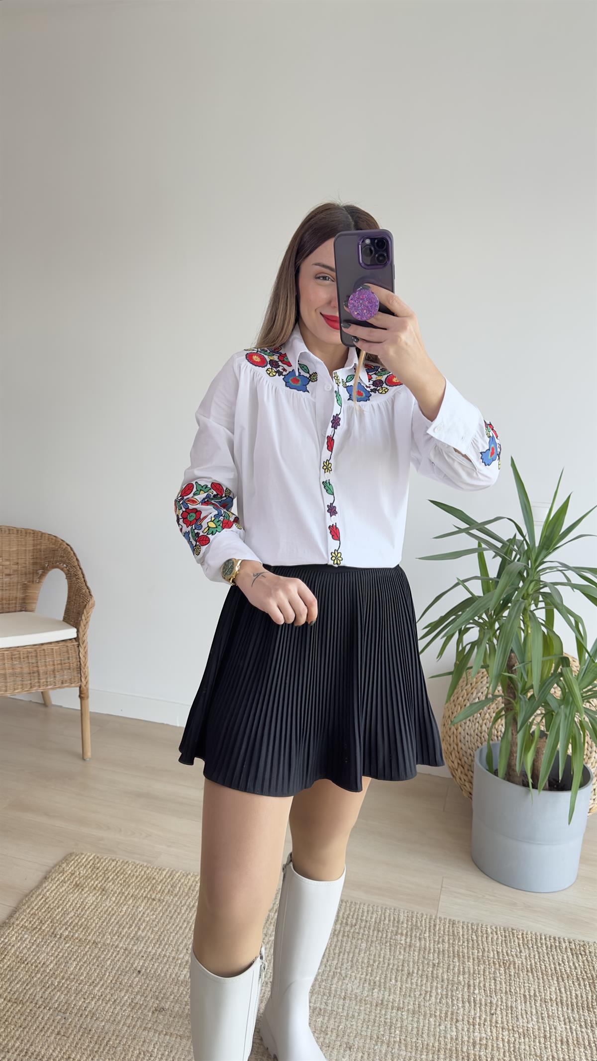 Zra İşlemeli Poplin Gömlek