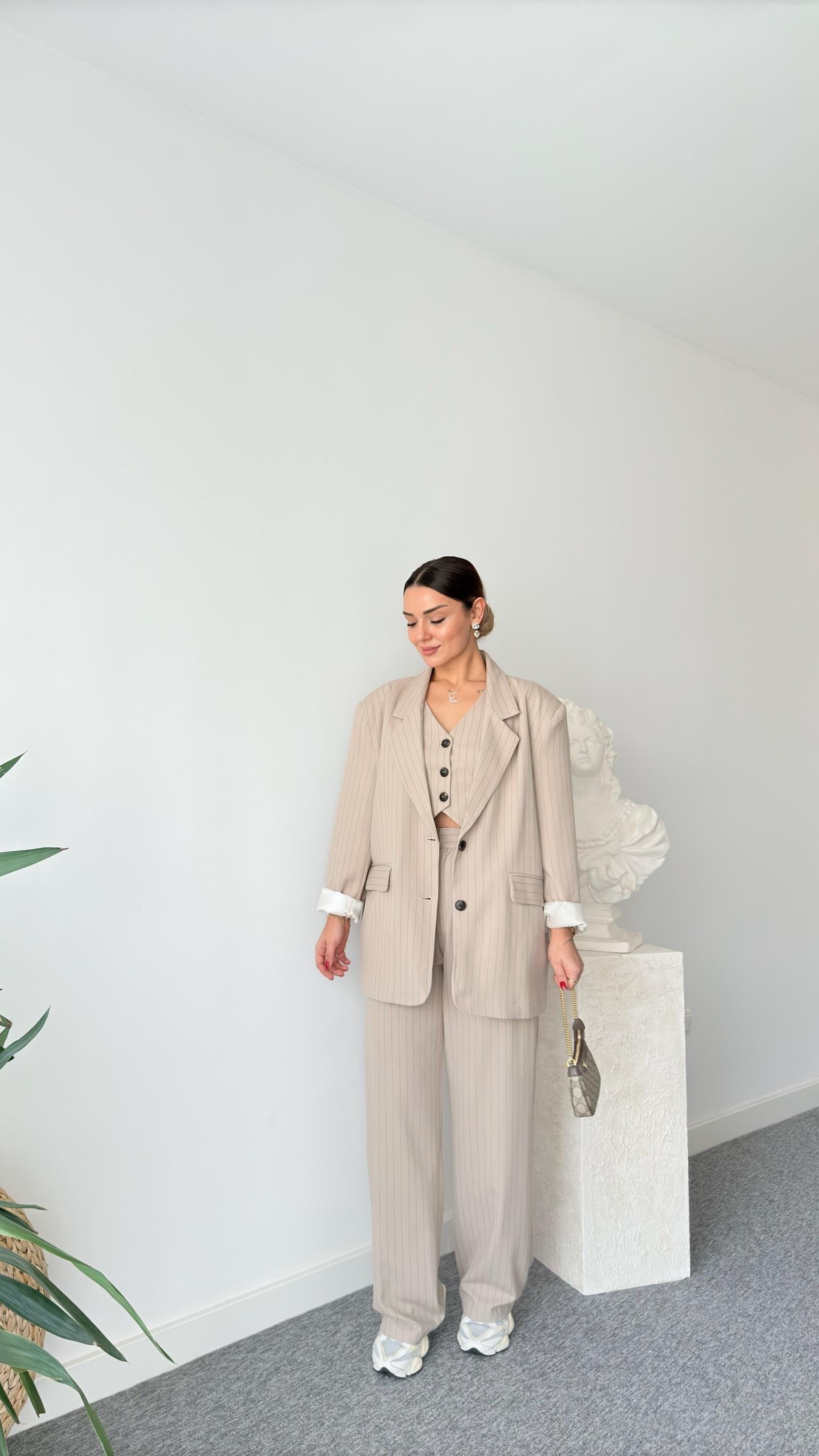 Vous Çizgili Bej Blazer Ceket