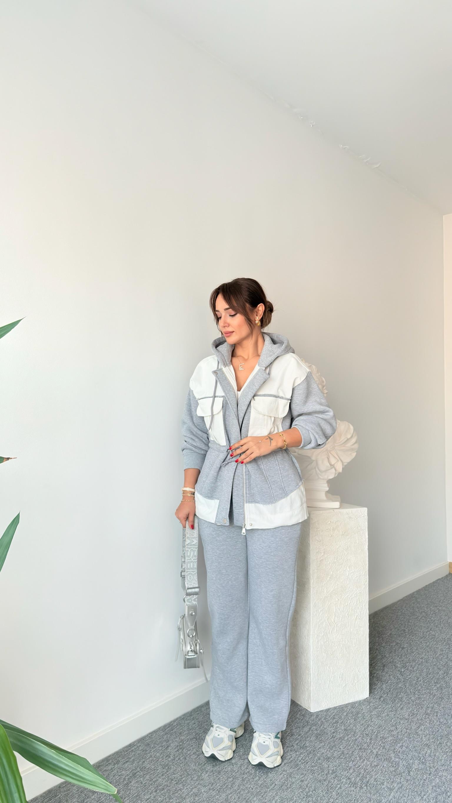 Brune Şardonlu Tws Model Takım