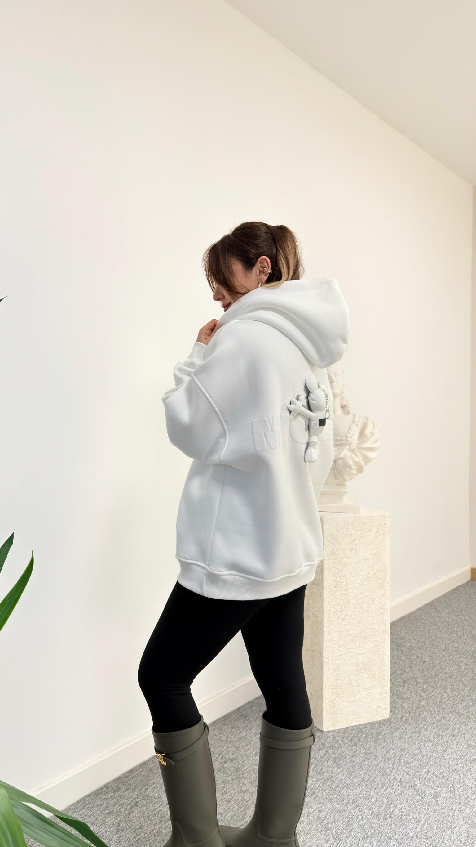 Beyaz Sırtı Mickey Aksesuarlı Kapüşonlu Sweatshirt