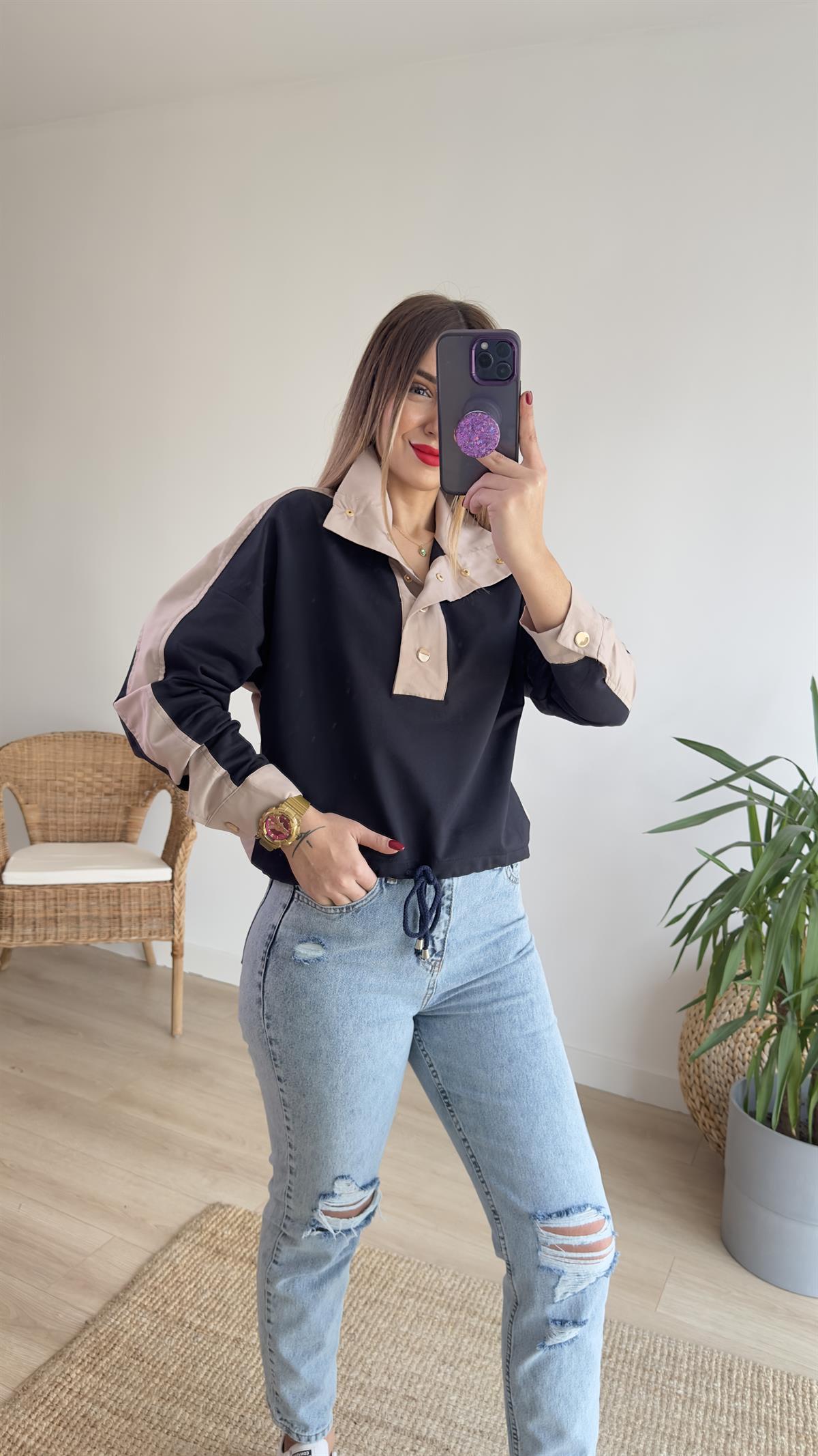 Sırtı Poplin Düğmeli Sweatshirt