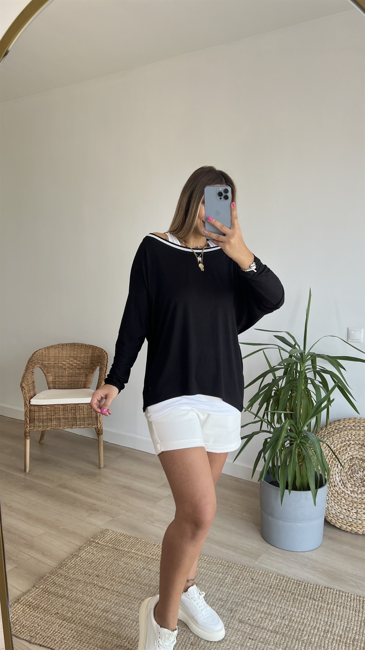 Siyah Şeritli Atlet Detaylı İkili Bluz