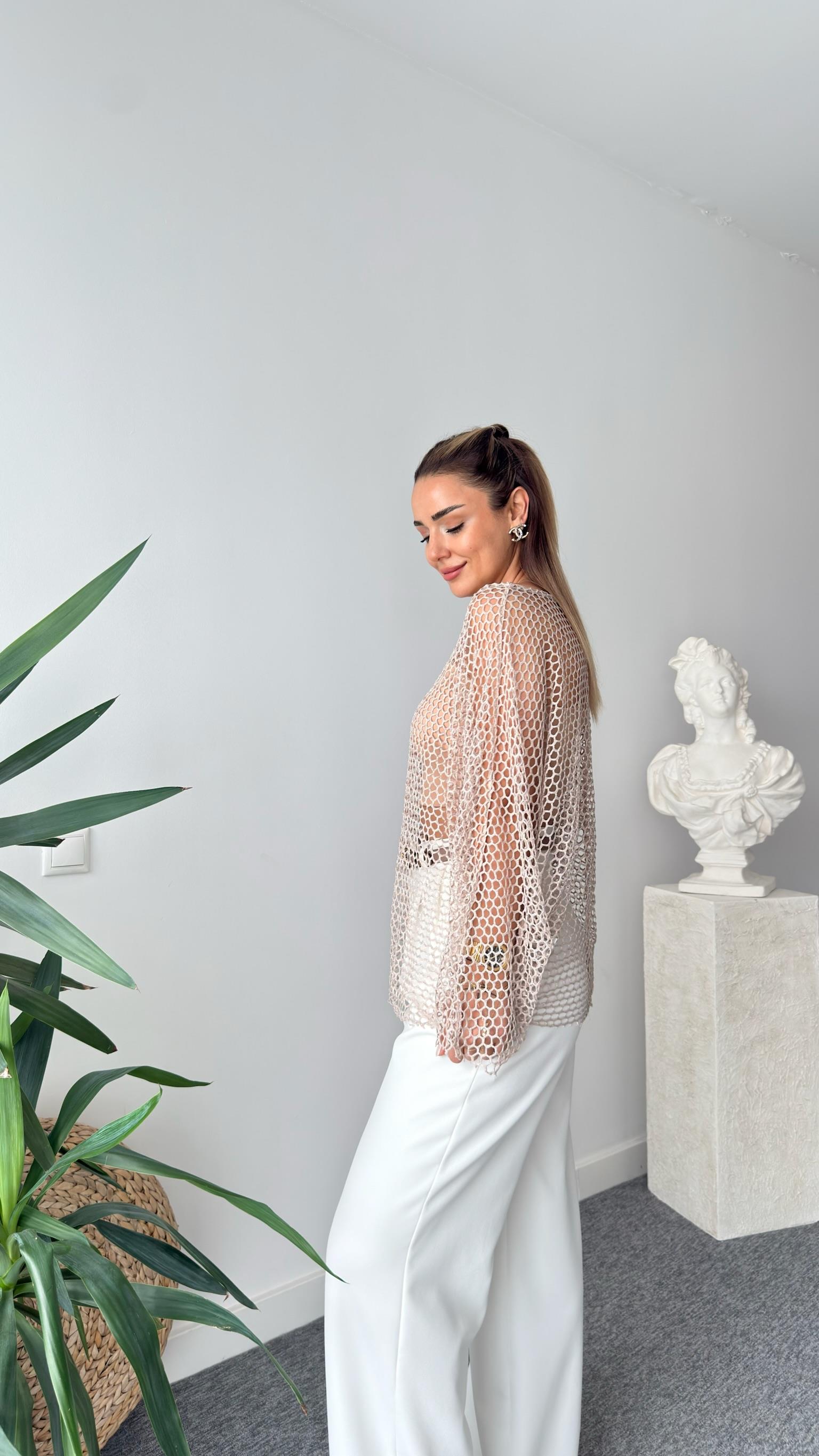 Bej Kayık Yaka Yarasa Kol File Bluz