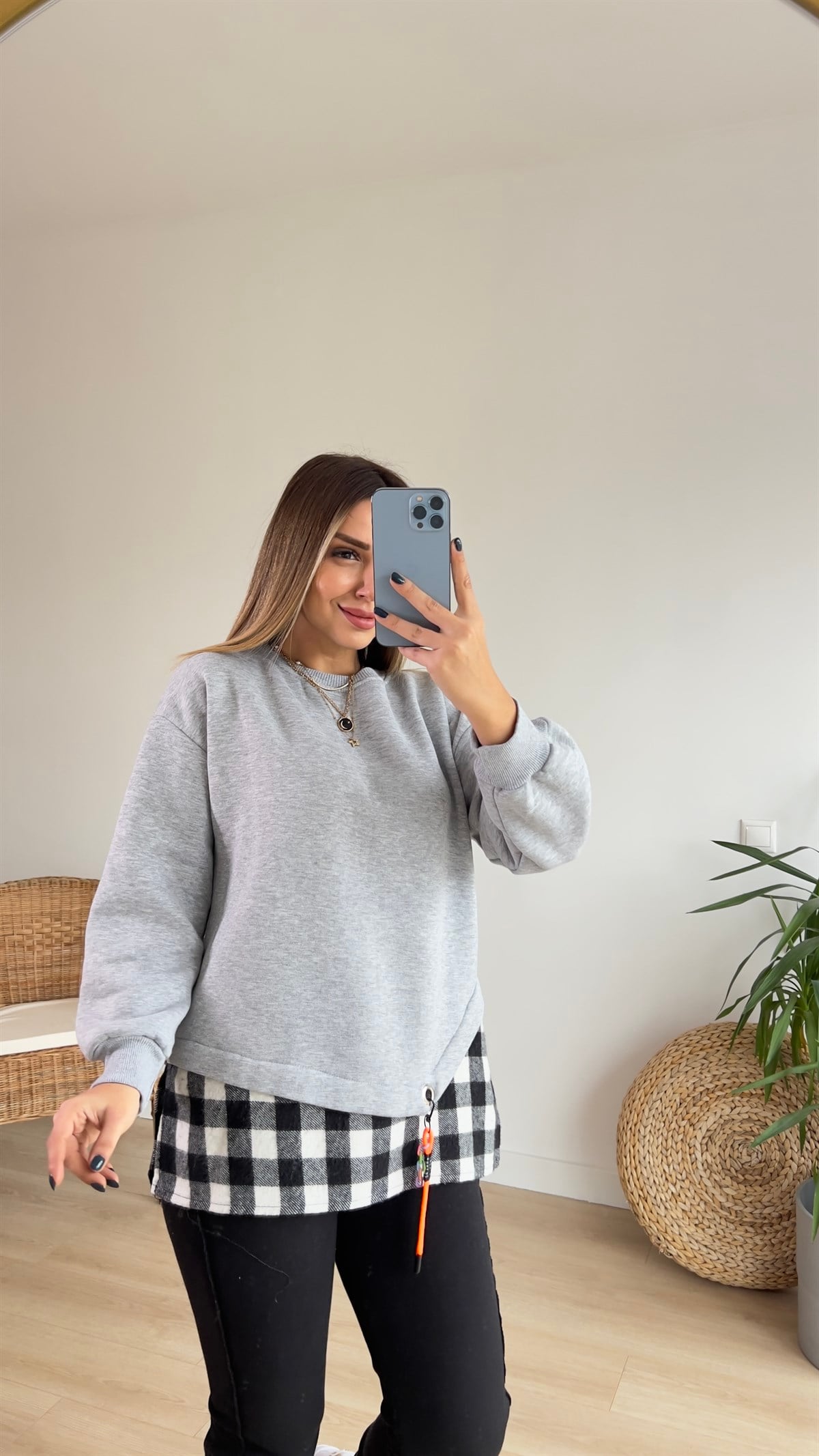Ekose Detaylı Tasarım Gri Sweatshirt