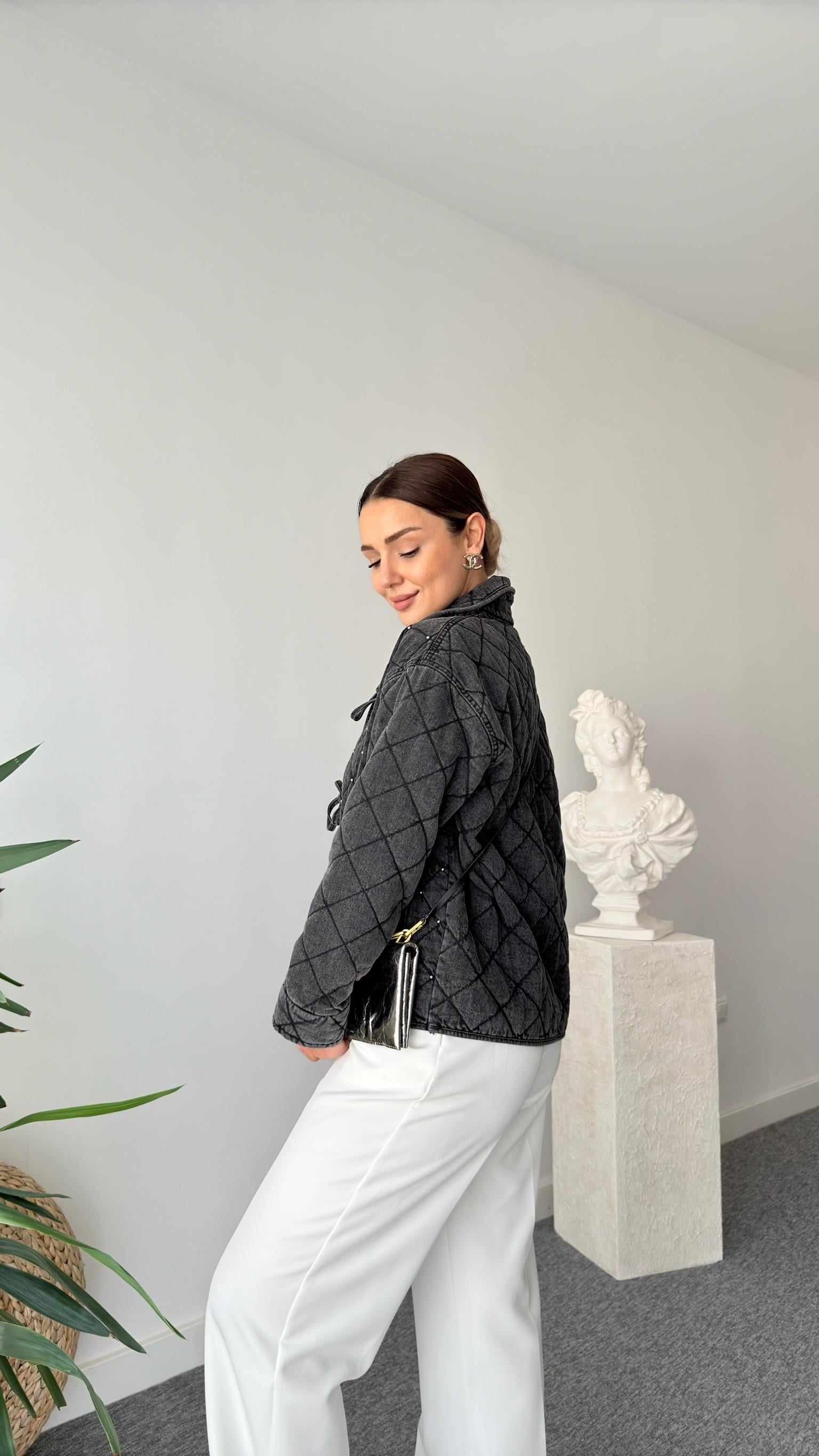 Zra Model Taş Detaylı Kapitone Jean Ceket