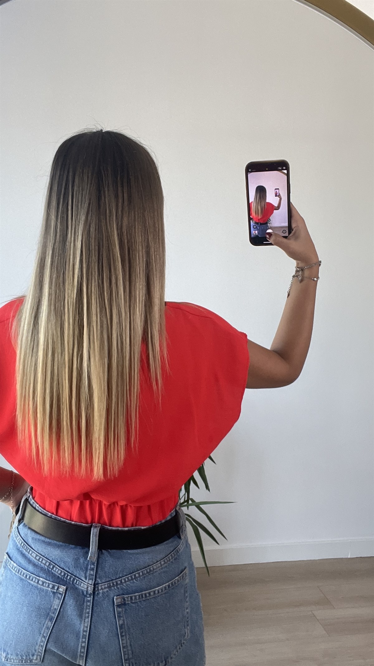 Düğüm Detaylı Kırmızı Bluz 