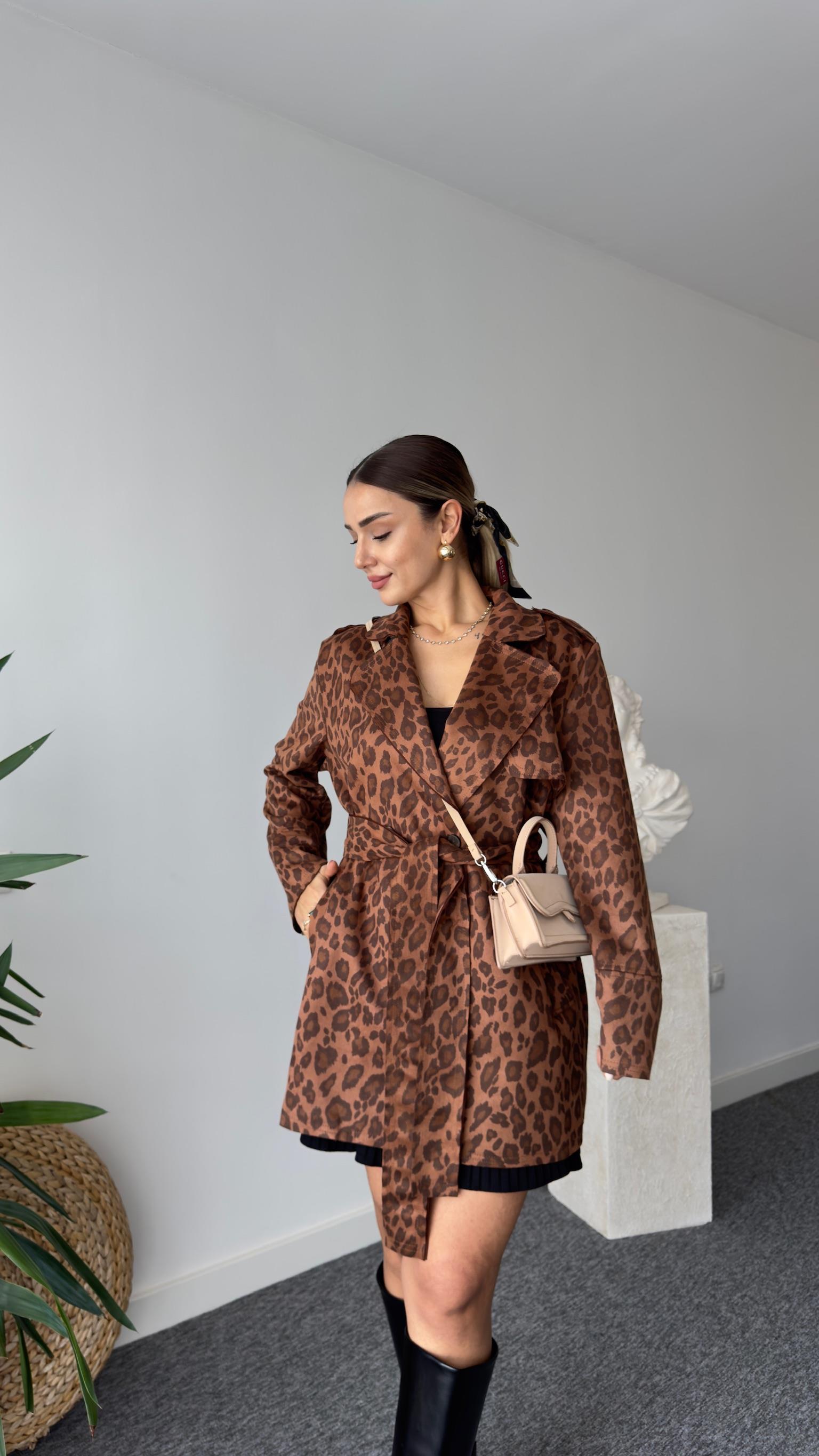 Kahve Zra Model Kuşaklı Leopar Ceket