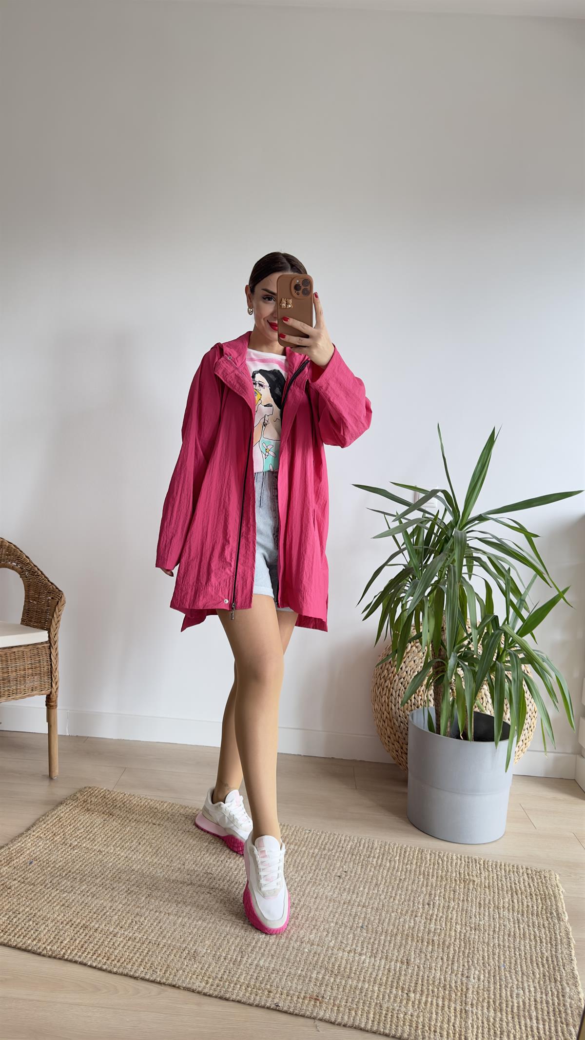 Madis Oversize Pembe Yağmurluk 