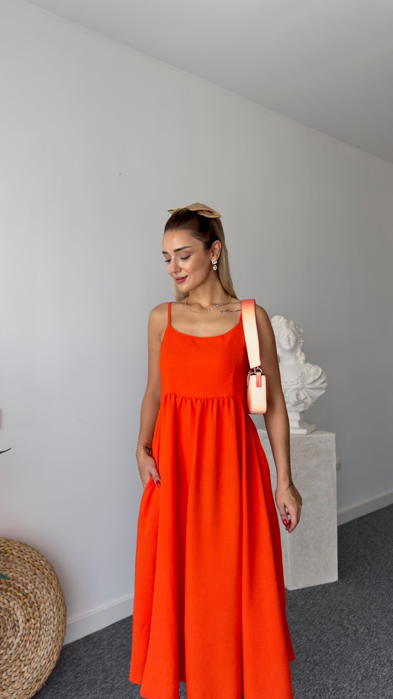 Herine Askılı Nar Çiçeği Elbise 
