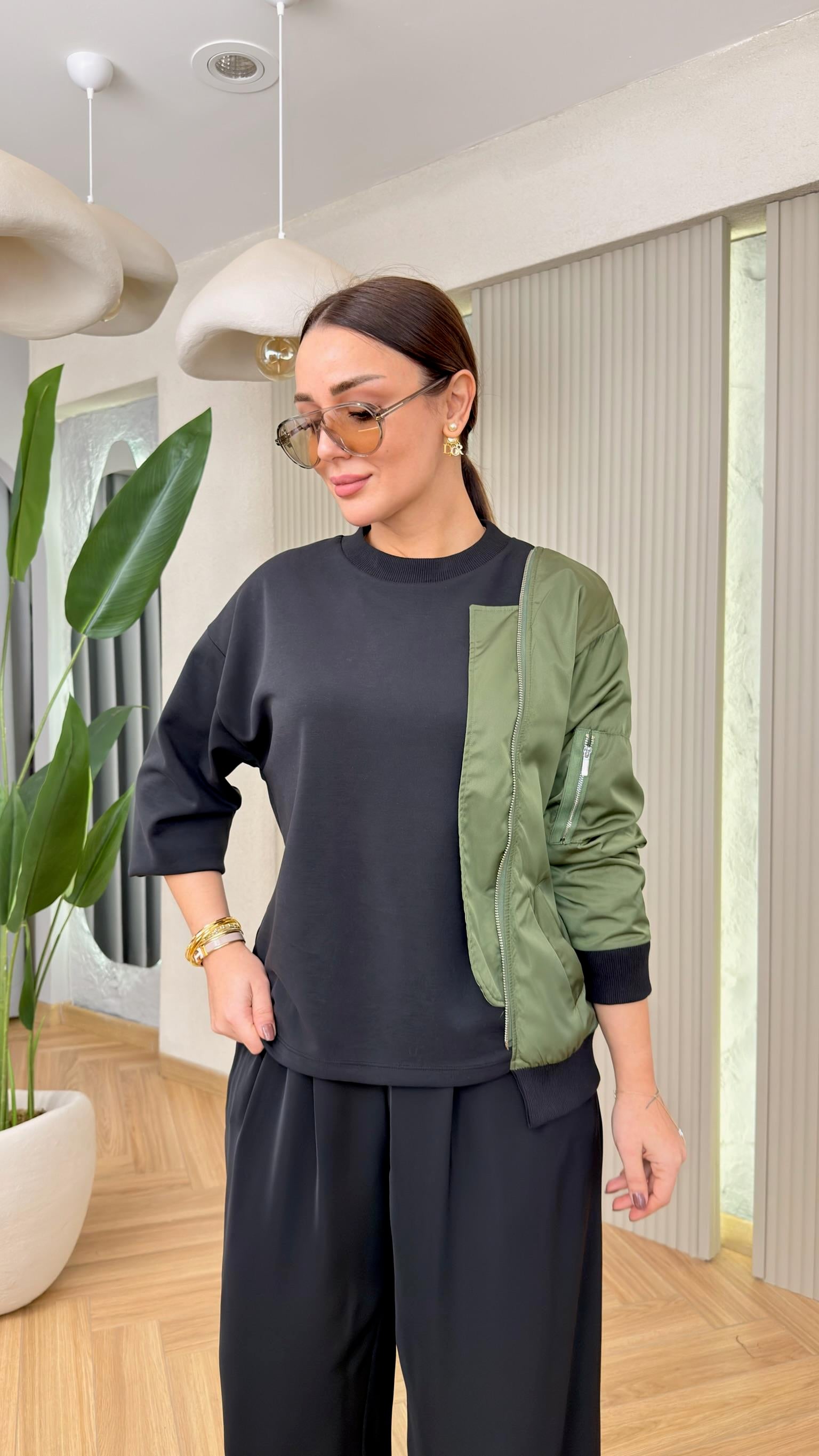 Siyah Breda Paraşüt Garnili Modal Sweat