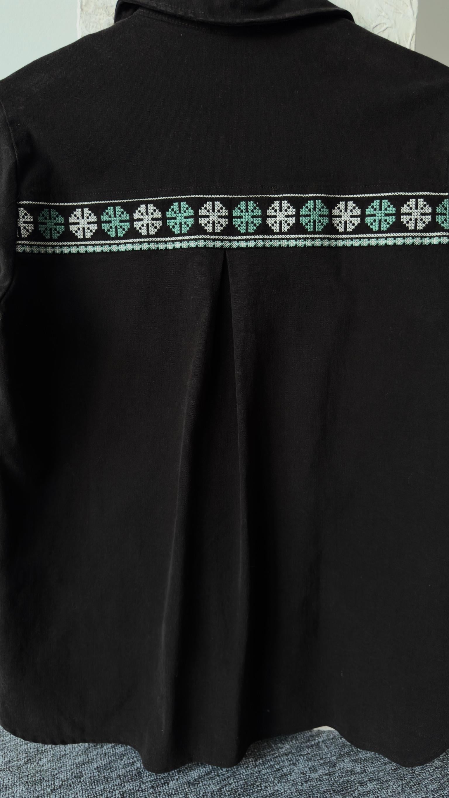 Nakış İşlemeli Gabardin Ceket