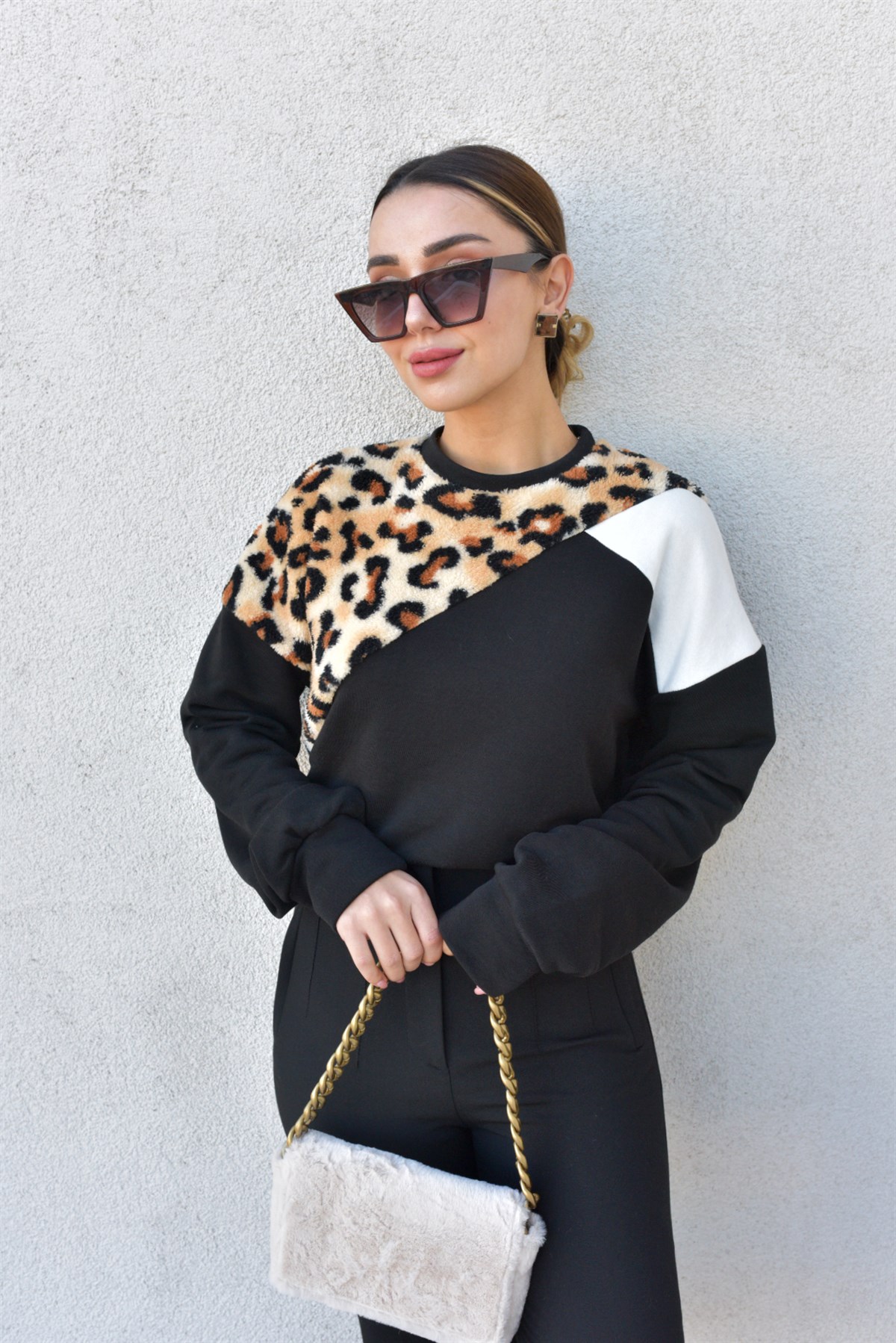 Siyah Üç Parçalı Leopar Detay Sweat