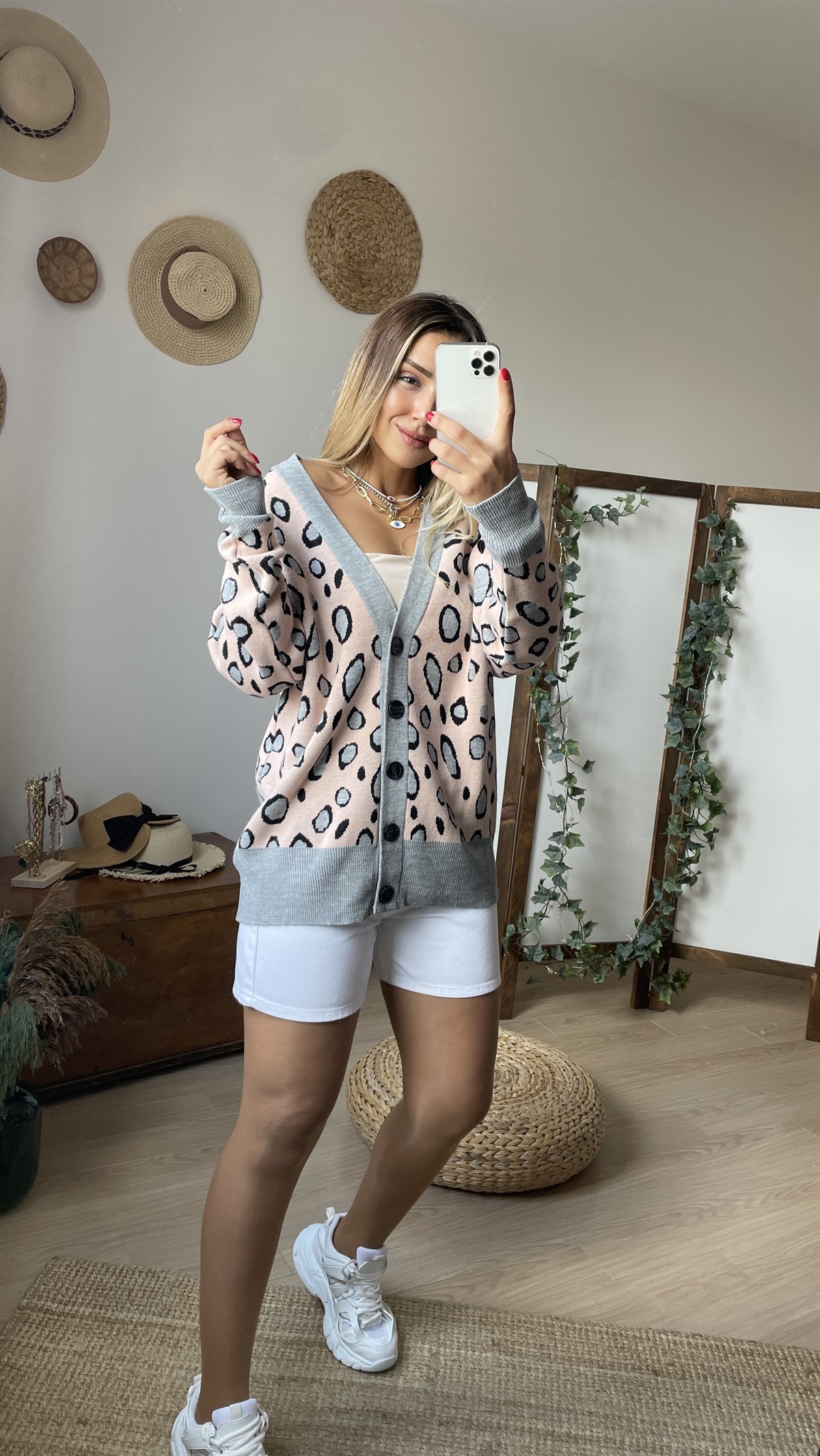 Leopar Desenli Hırka