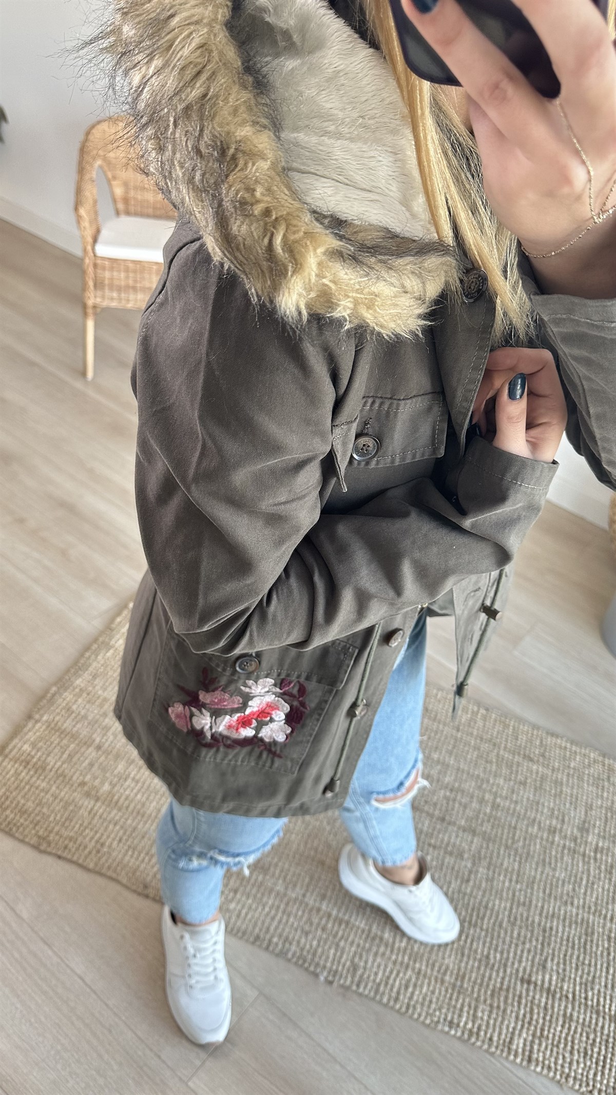 Nakış İşleme Detaylı Haki Mont