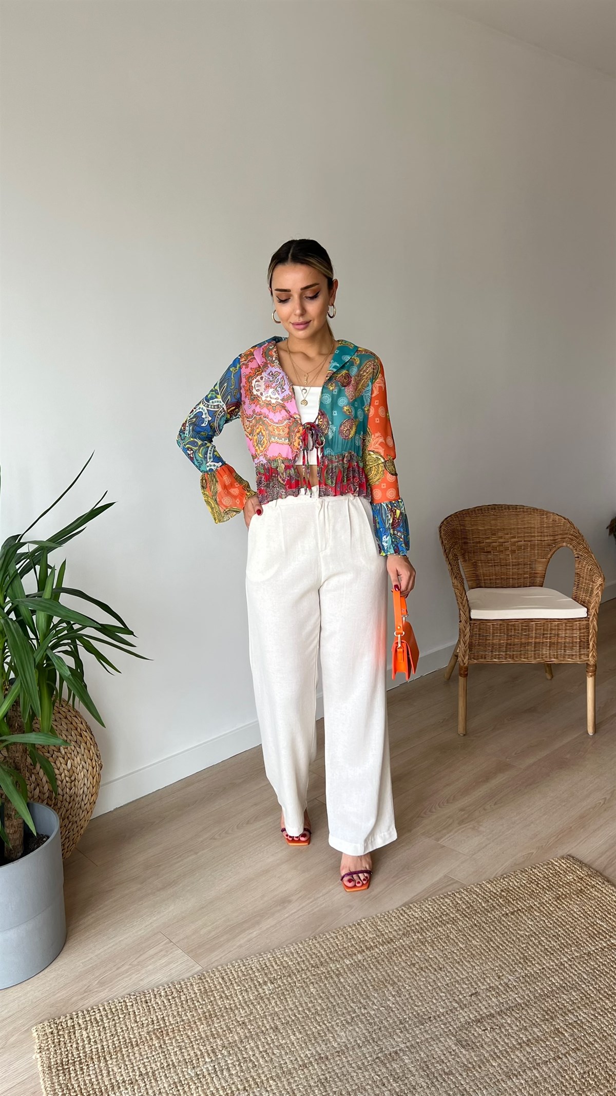 Zara Model Renkli Şifon Bluz