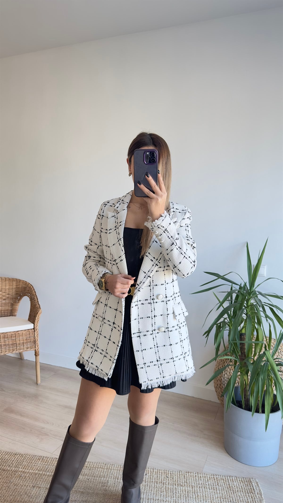Püsküllü Siyah Beyaz Blazer Ceket