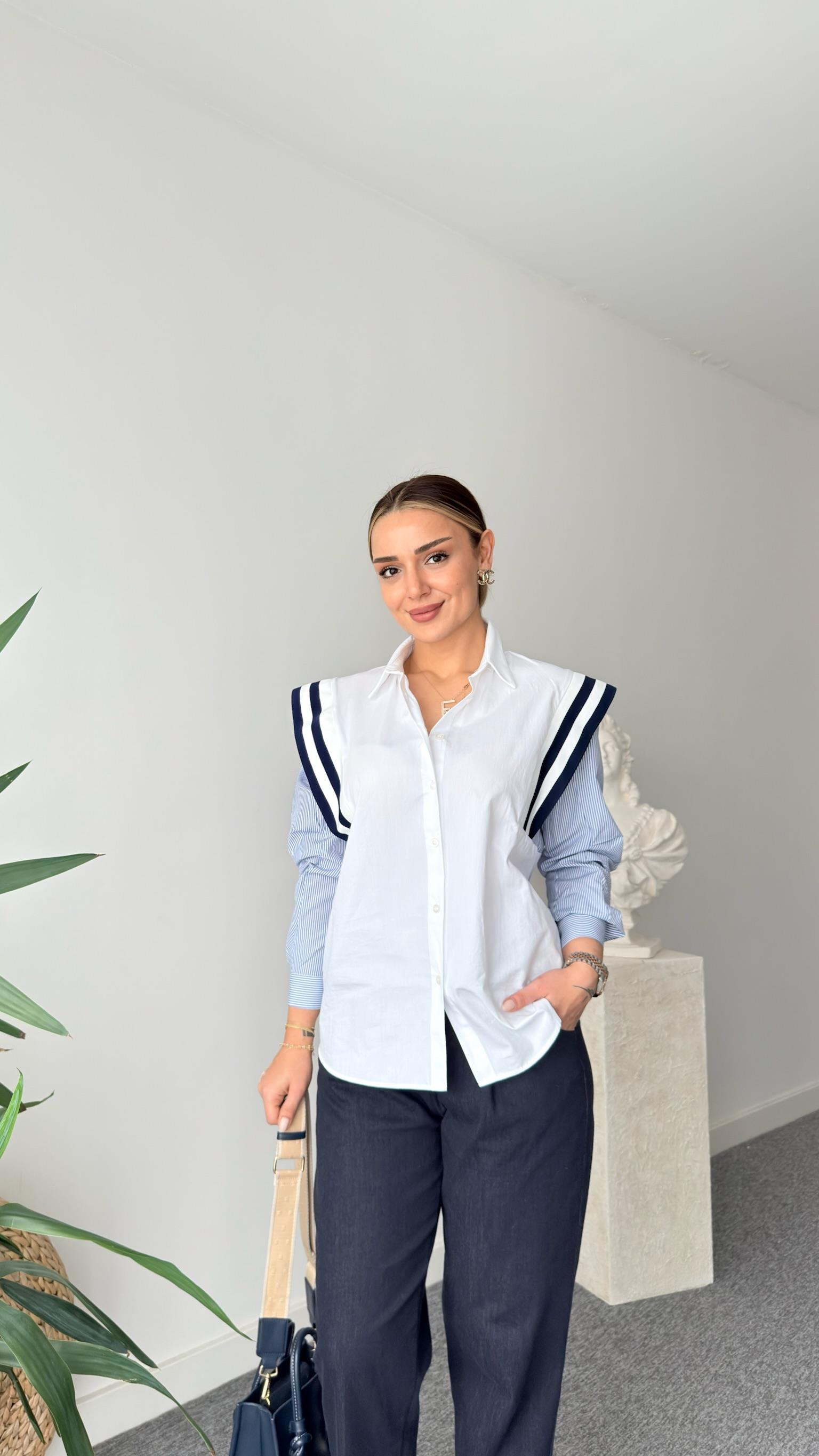 Strip Detaylı Garnili Gömlek