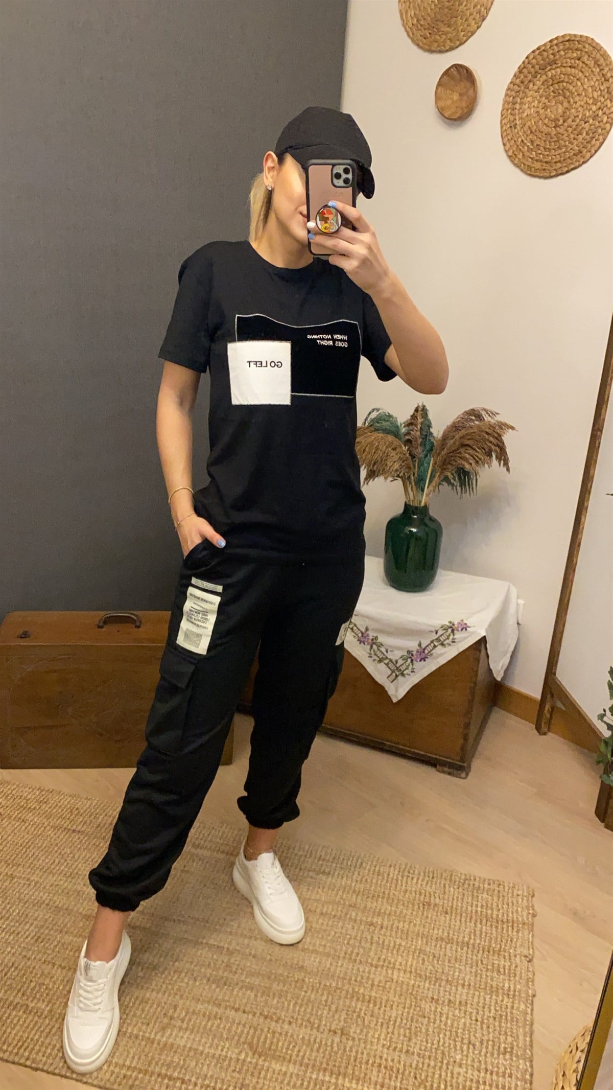 Kadife Baskı Siyah Tshirt