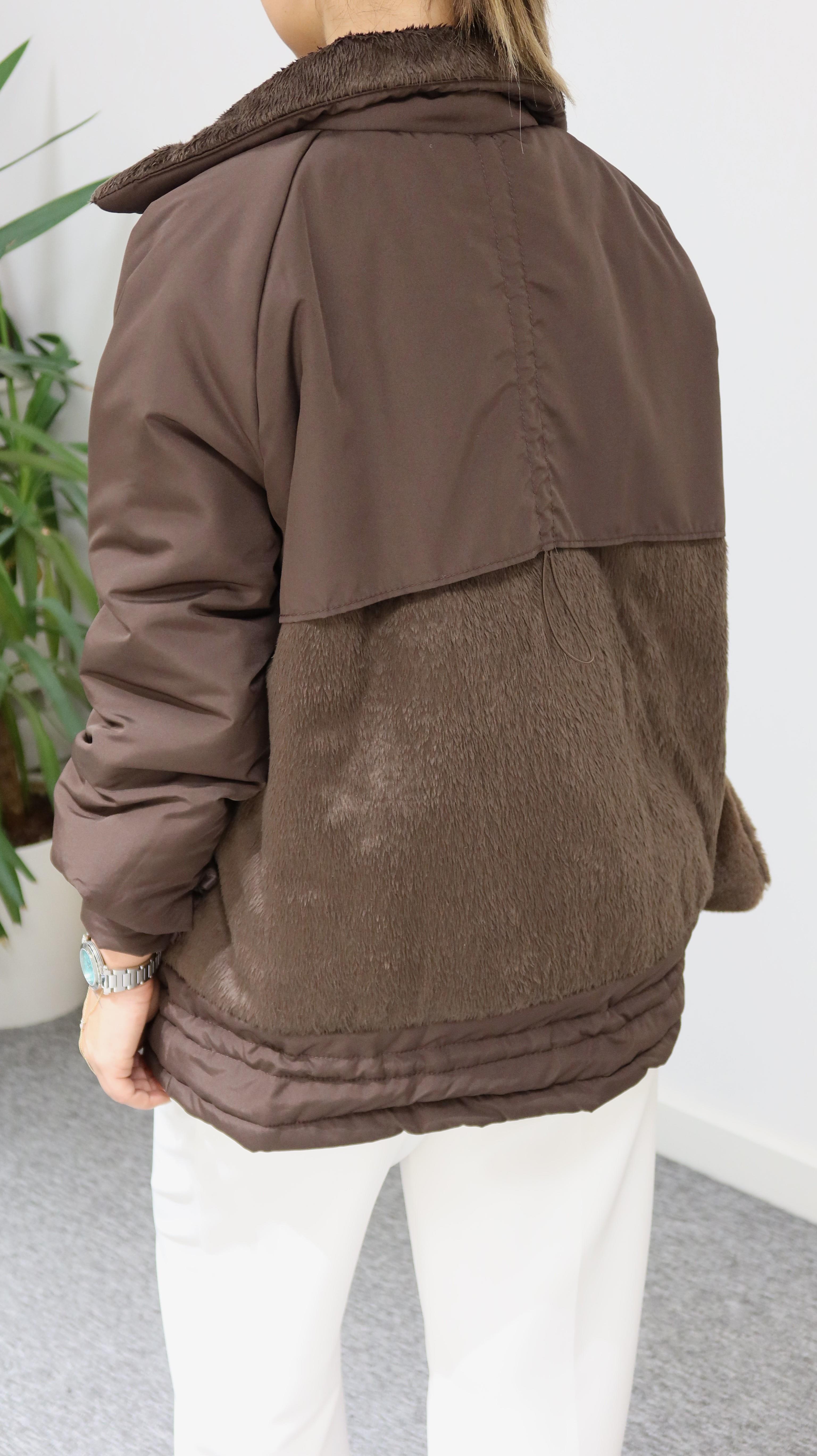 Peluş Detay Büzgülü Kahve Mont