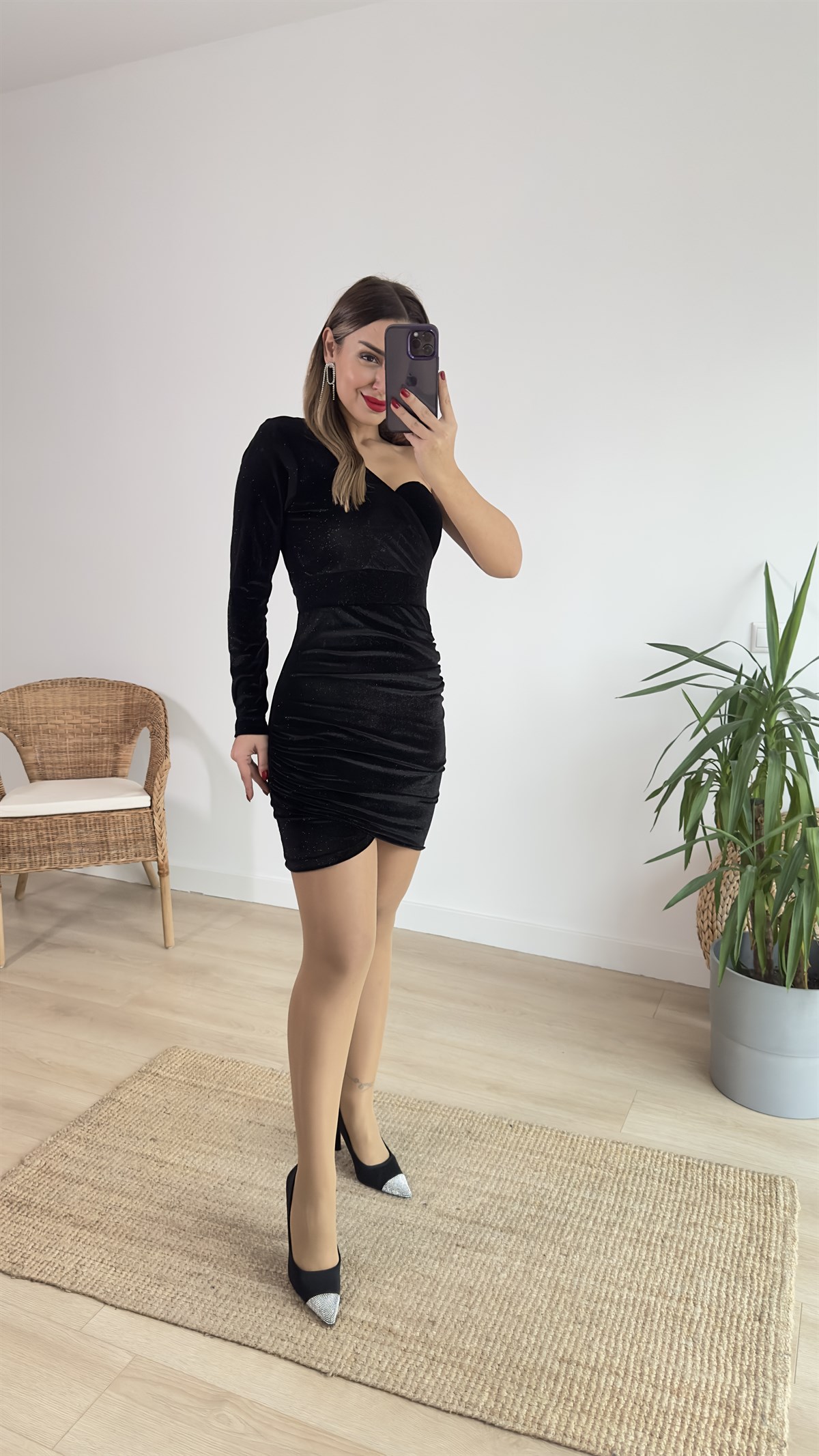 Tek Omuz Simli Siyah Kadife Elbise 