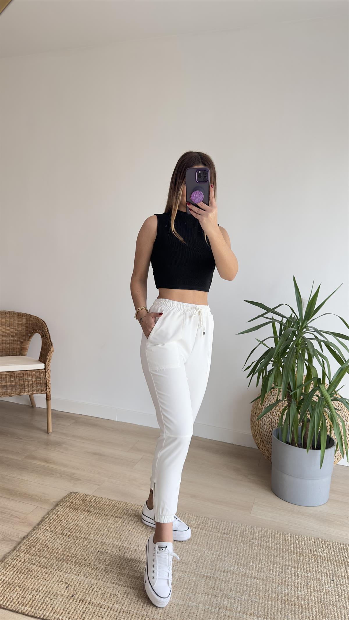 Paça Fermuarlı Beyaz Pantolon
