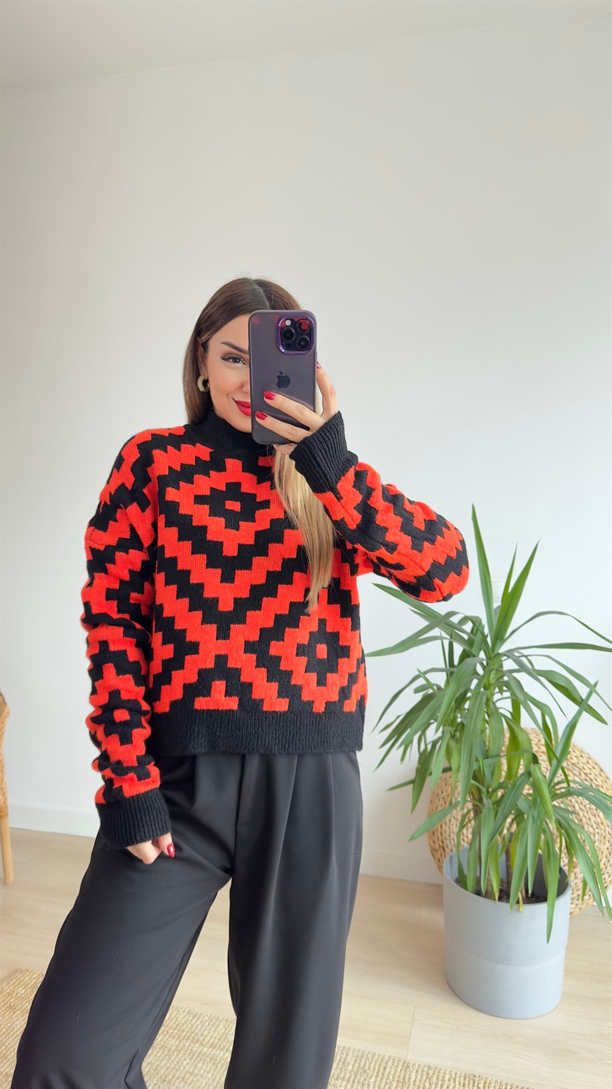 Kareli Kırmızı Triko