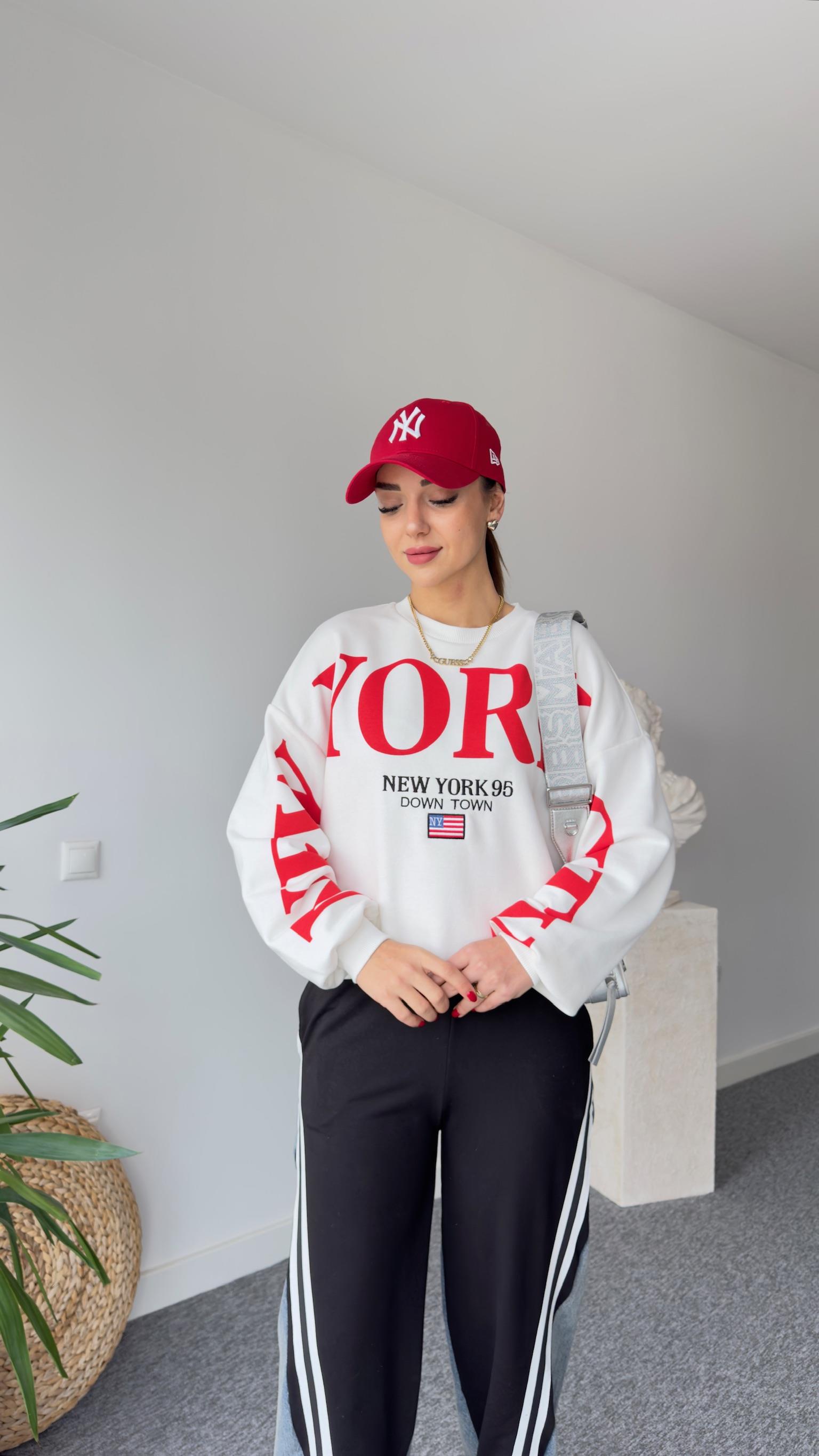 Kırmızı New York Yazılı Sweatshirt