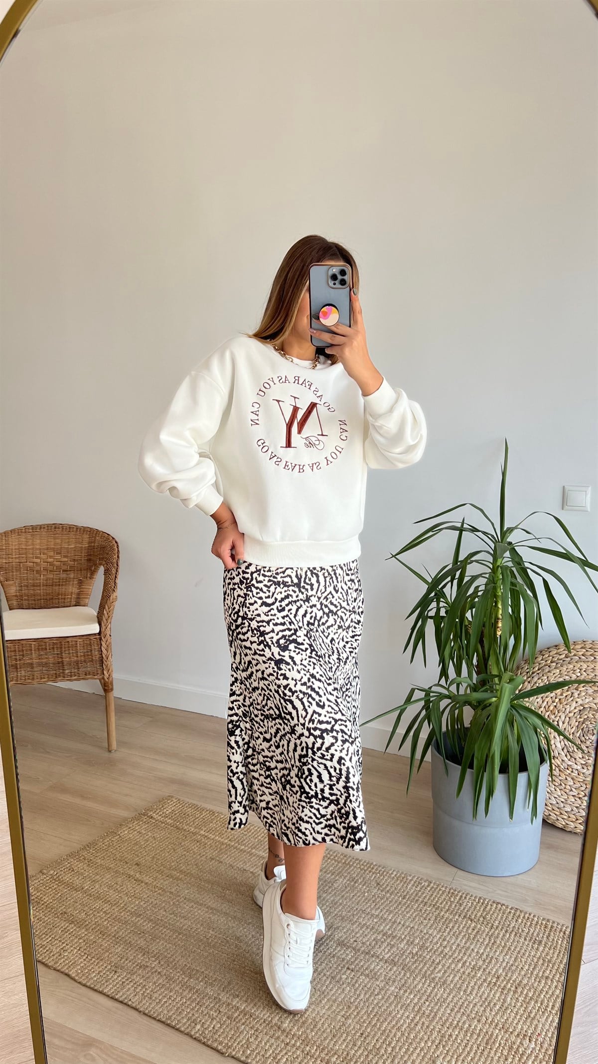 Ny Nakışlı Beyaz Sweatshirt