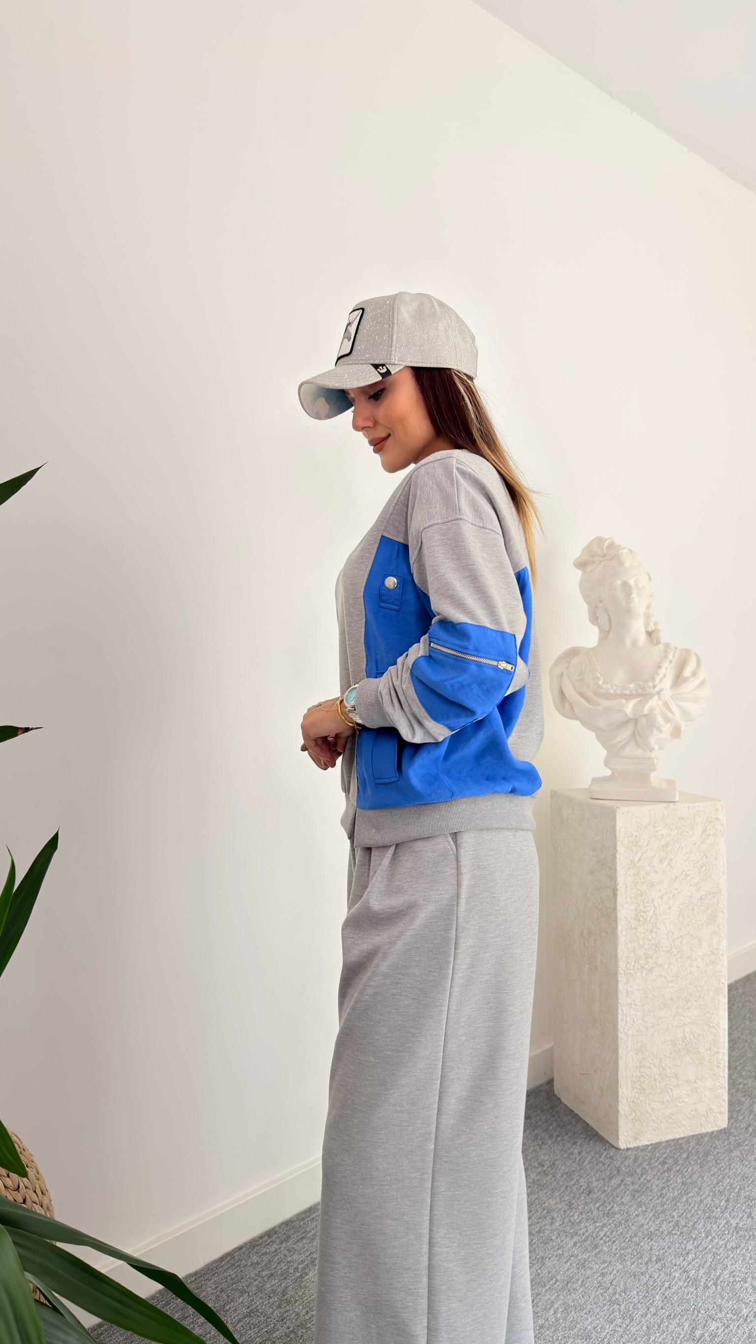 Mavi Yan Paraşütlü Gri Sweatshirt