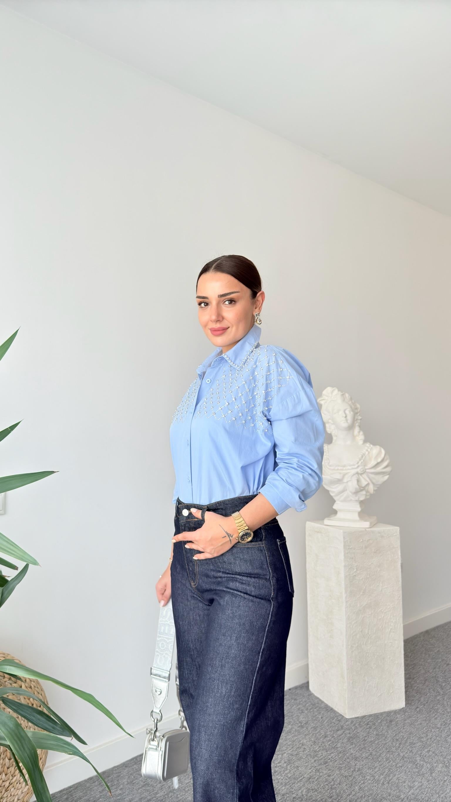 Mavi Menzo Taş Detaylı Gömlek