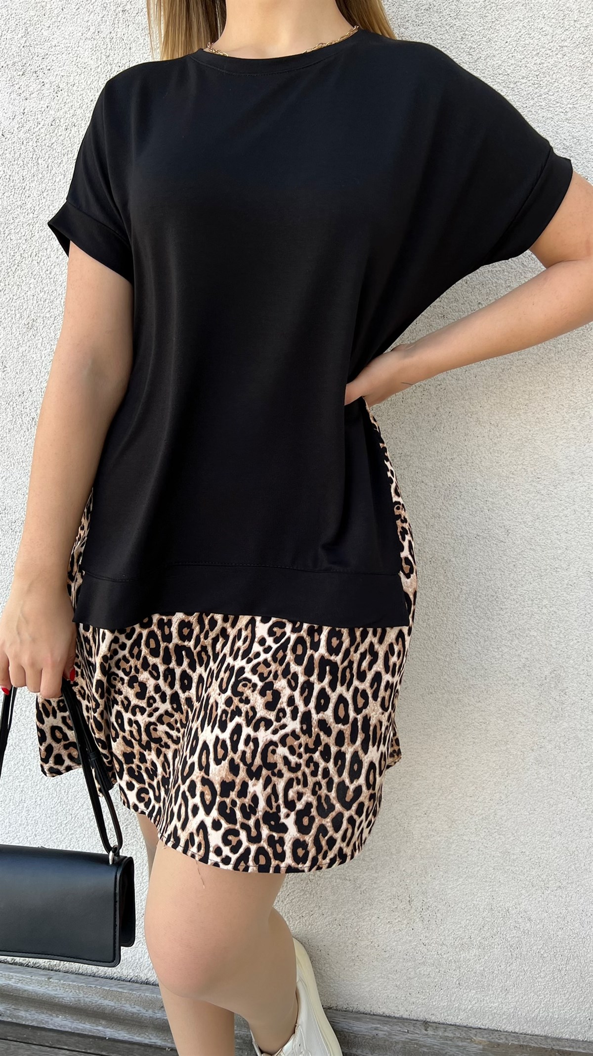 Leopar Desenli Siyah Elbise