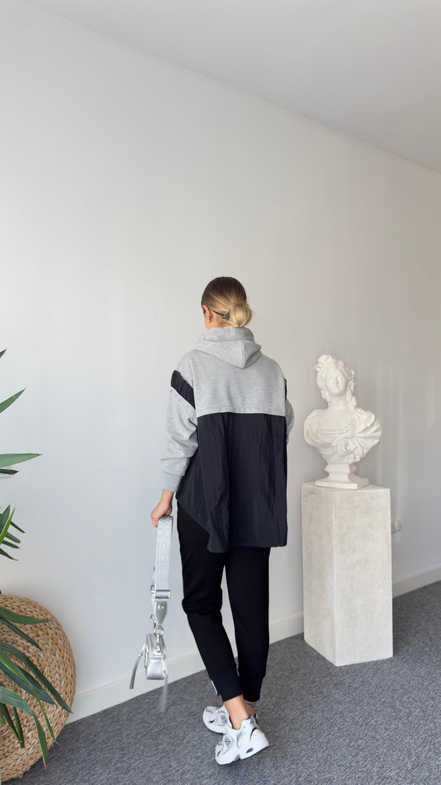 Fayra Siyah Paraşüt Detaylı Gri Sweatshirt