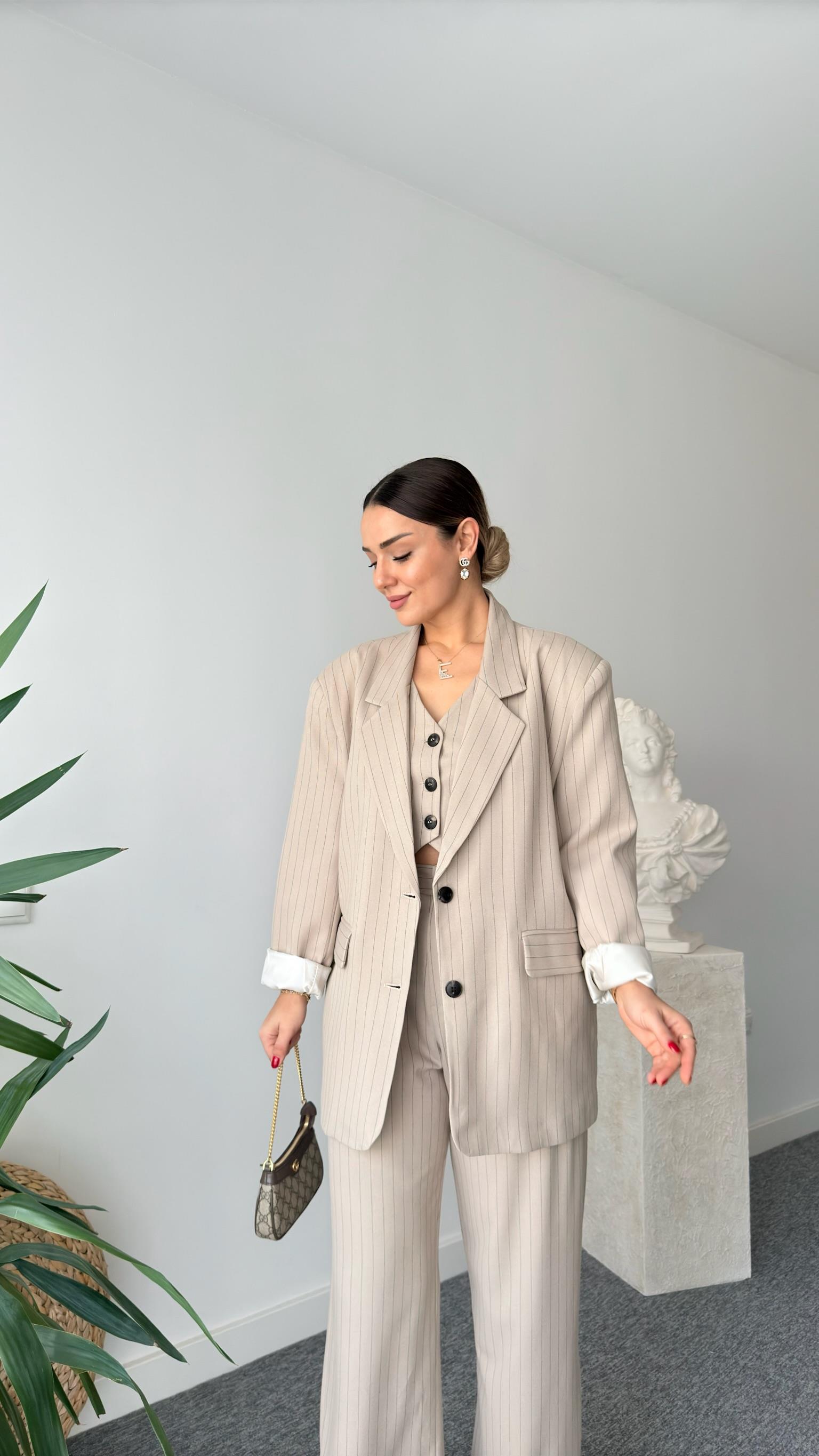 Vous Çizgili Bej Blazer Ceket