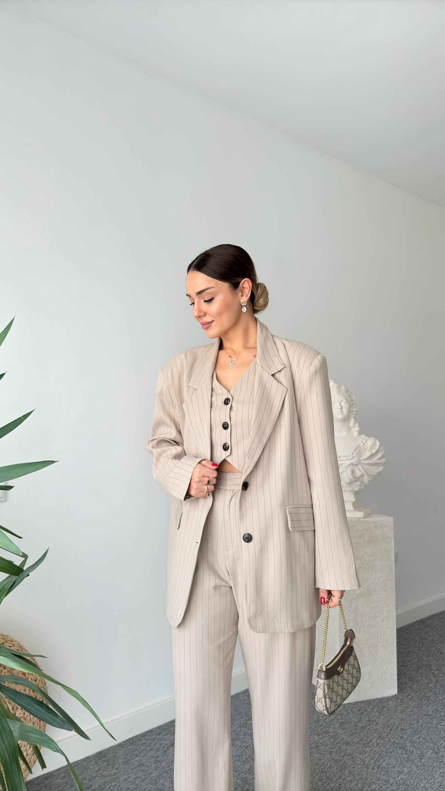 Vous Çizgili Bej Blazer Ceket