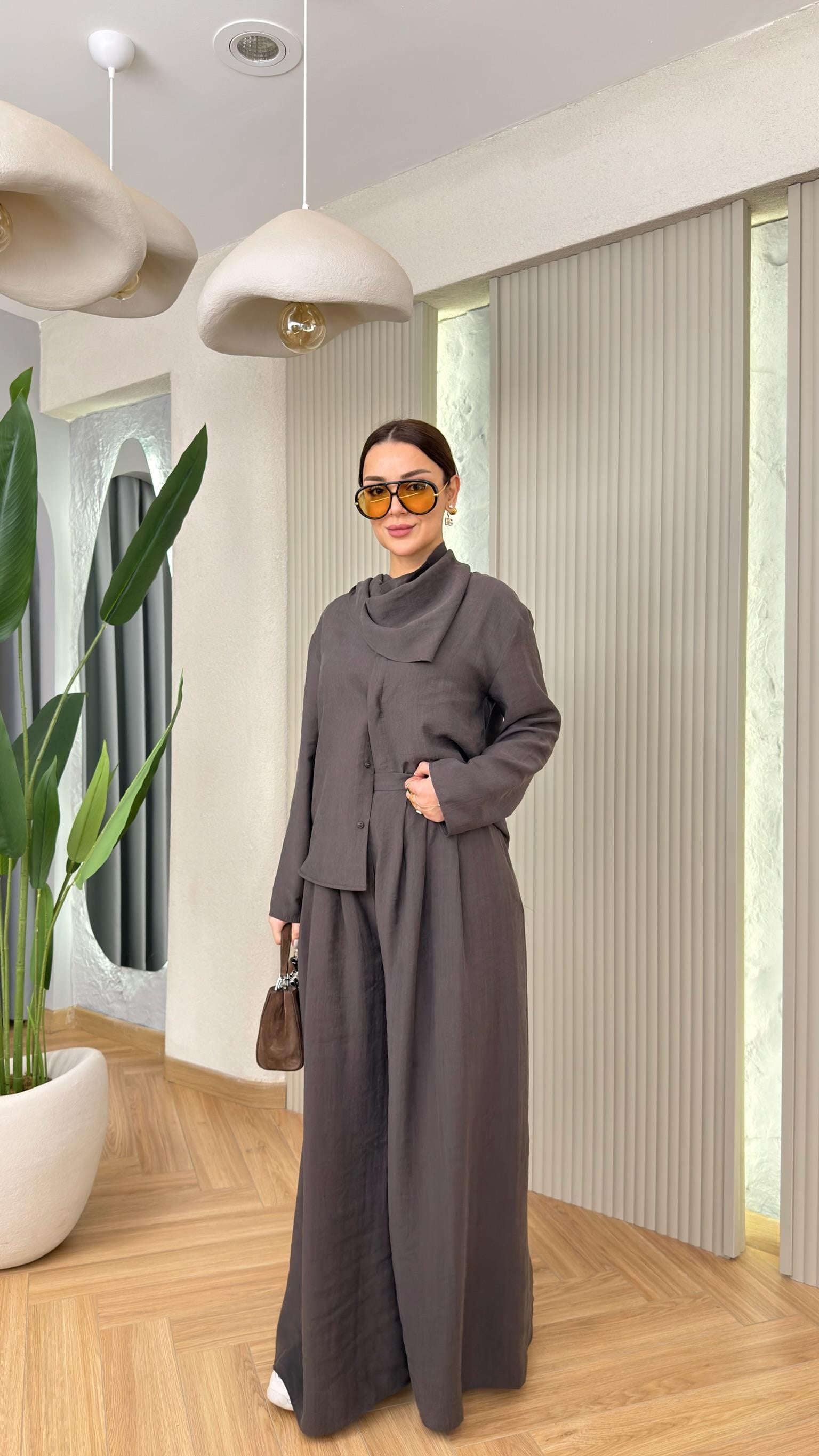 Kahve Avril Yaka Detaylı Muadil Tensel Takım