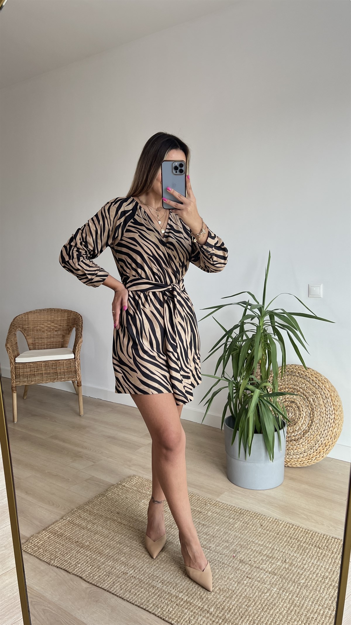 Marka Model Zebra Desen Kuşaklı Elbise 