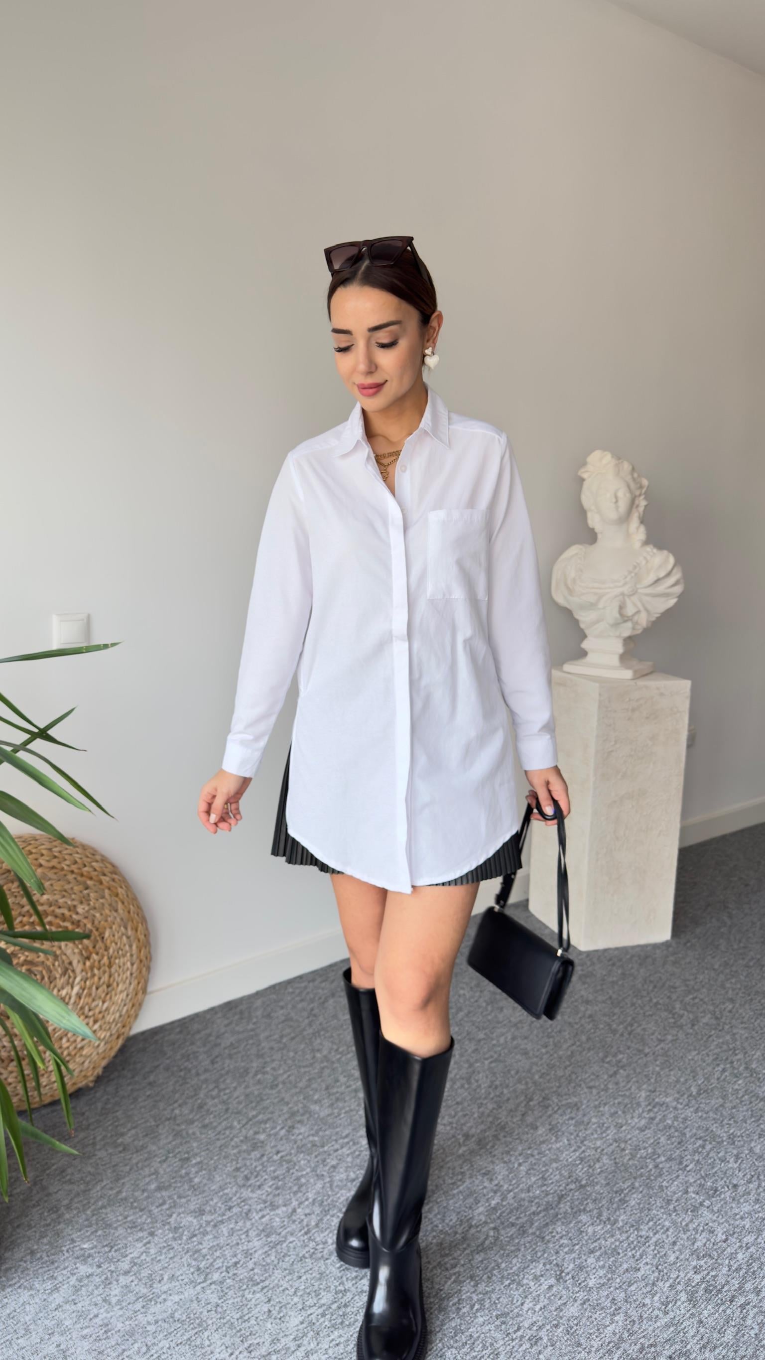 Cepli Beyaz Basic Gömlek